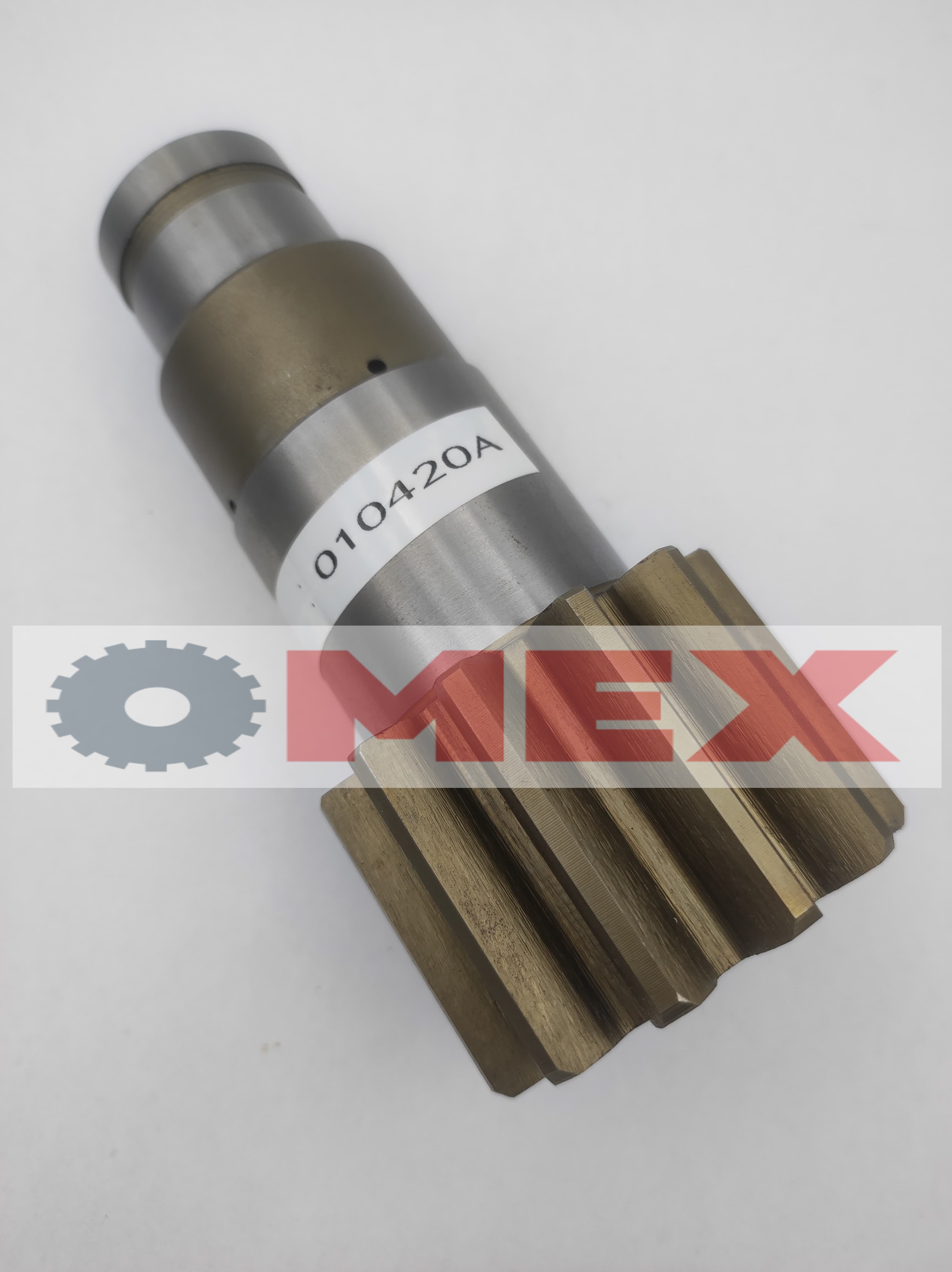 Wałek silnika obrotu Takeuchi TB014