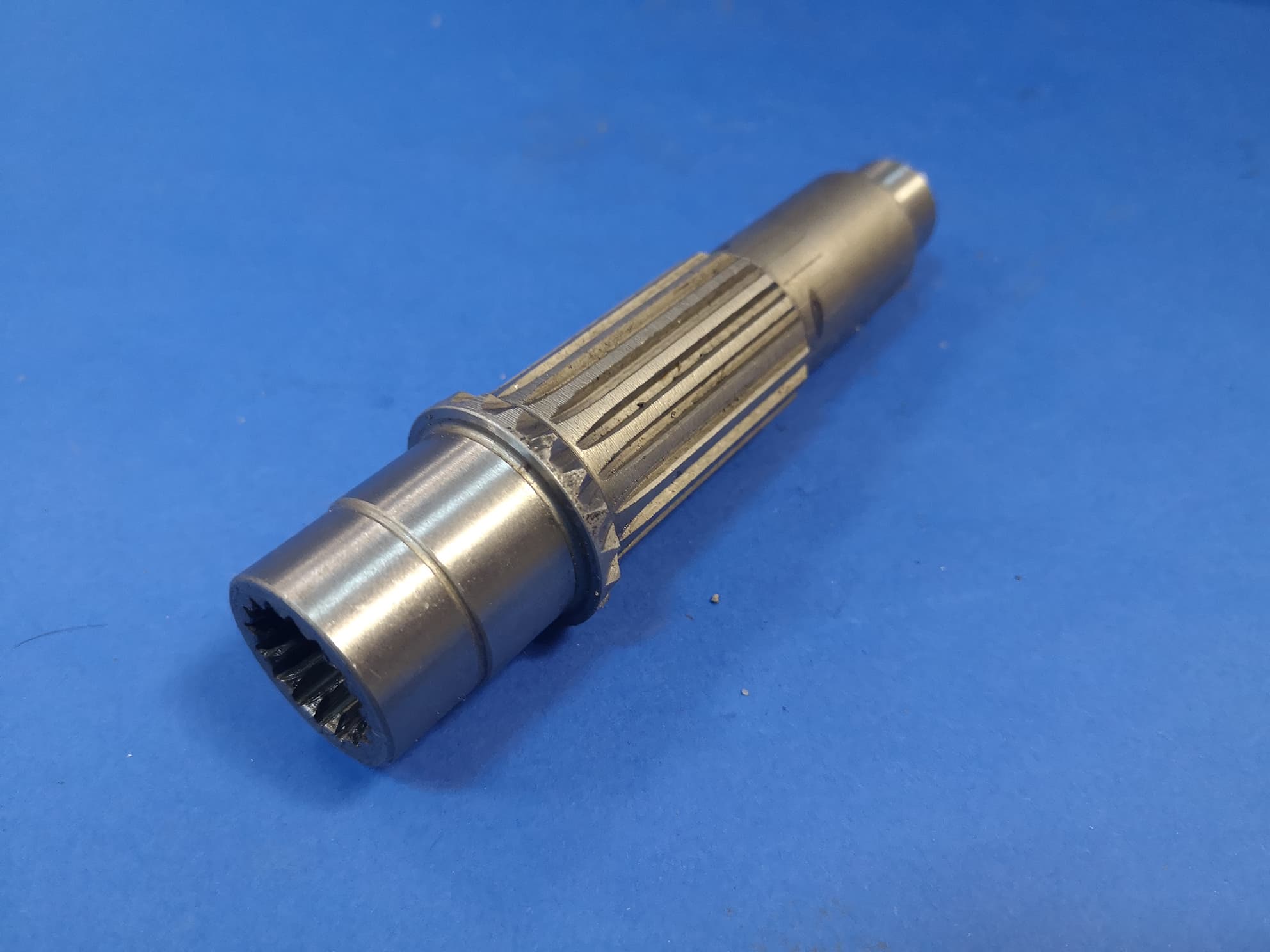 Wałek silnika jazdy Neuson 50Z3, Yanmar B50-1