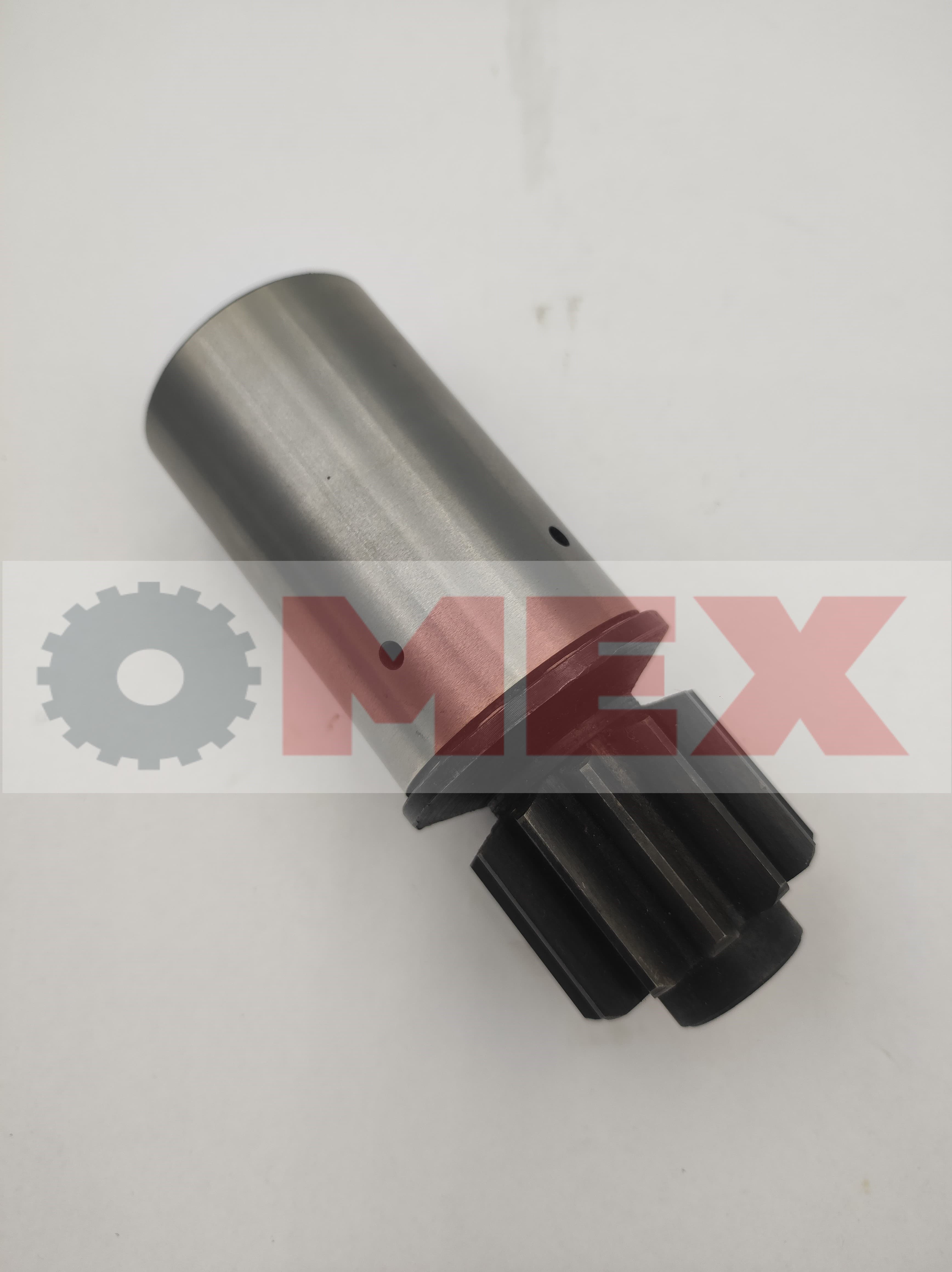 Wałek silnika jazdy Yanmar B12, B14, B17, YB121, YB151