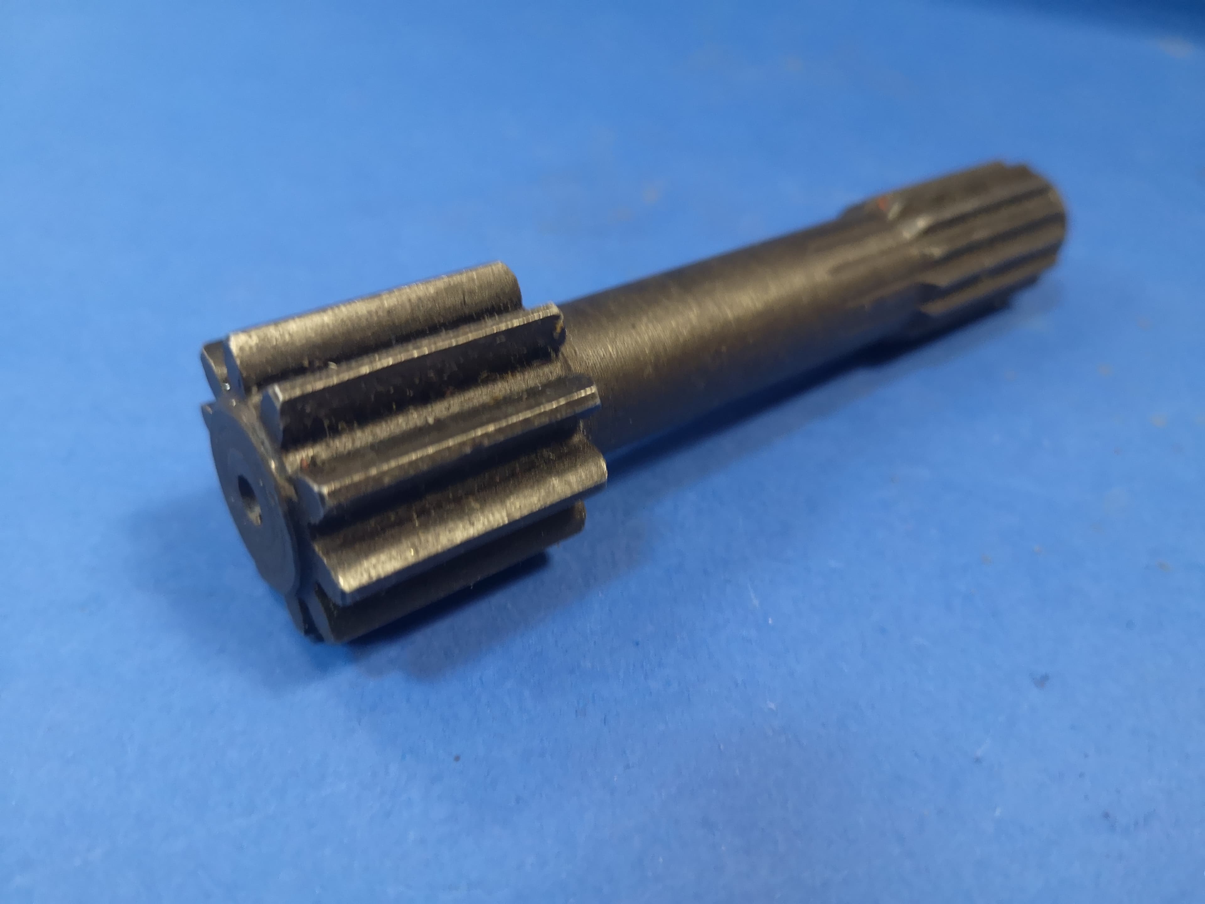 Wałek silnika jazdy