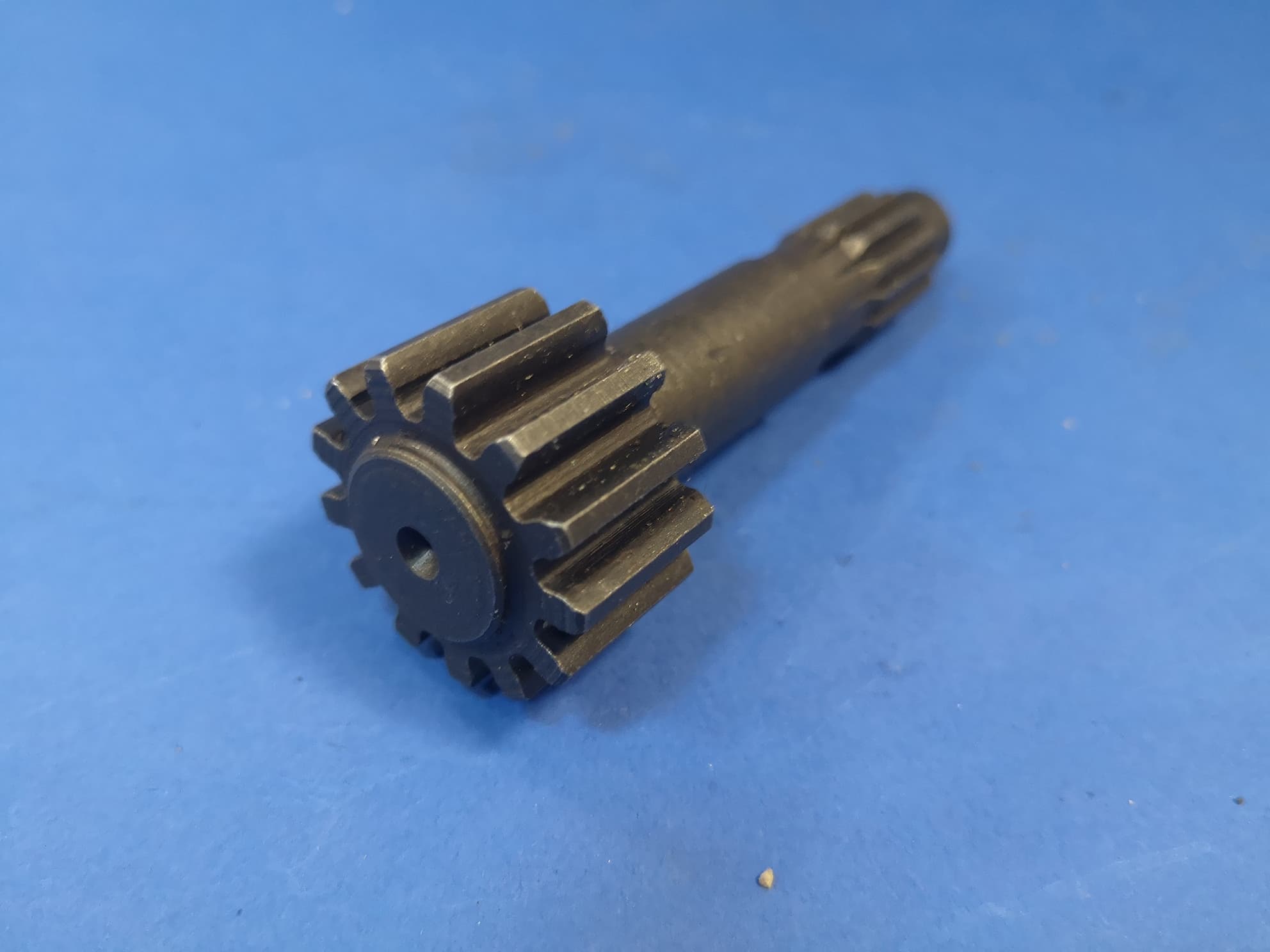 Wałek silnika jazdy