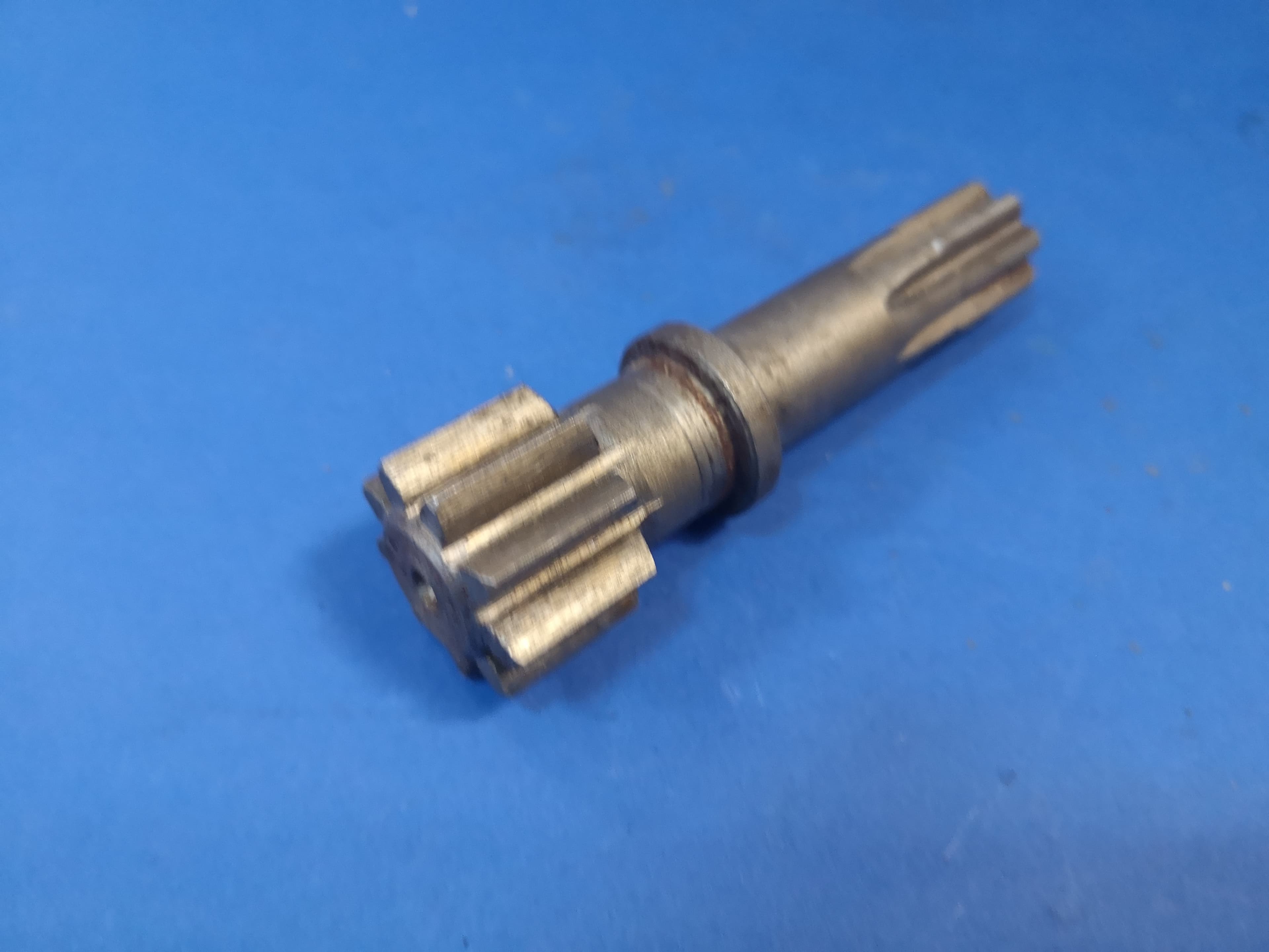 Wałek silnika jazdy