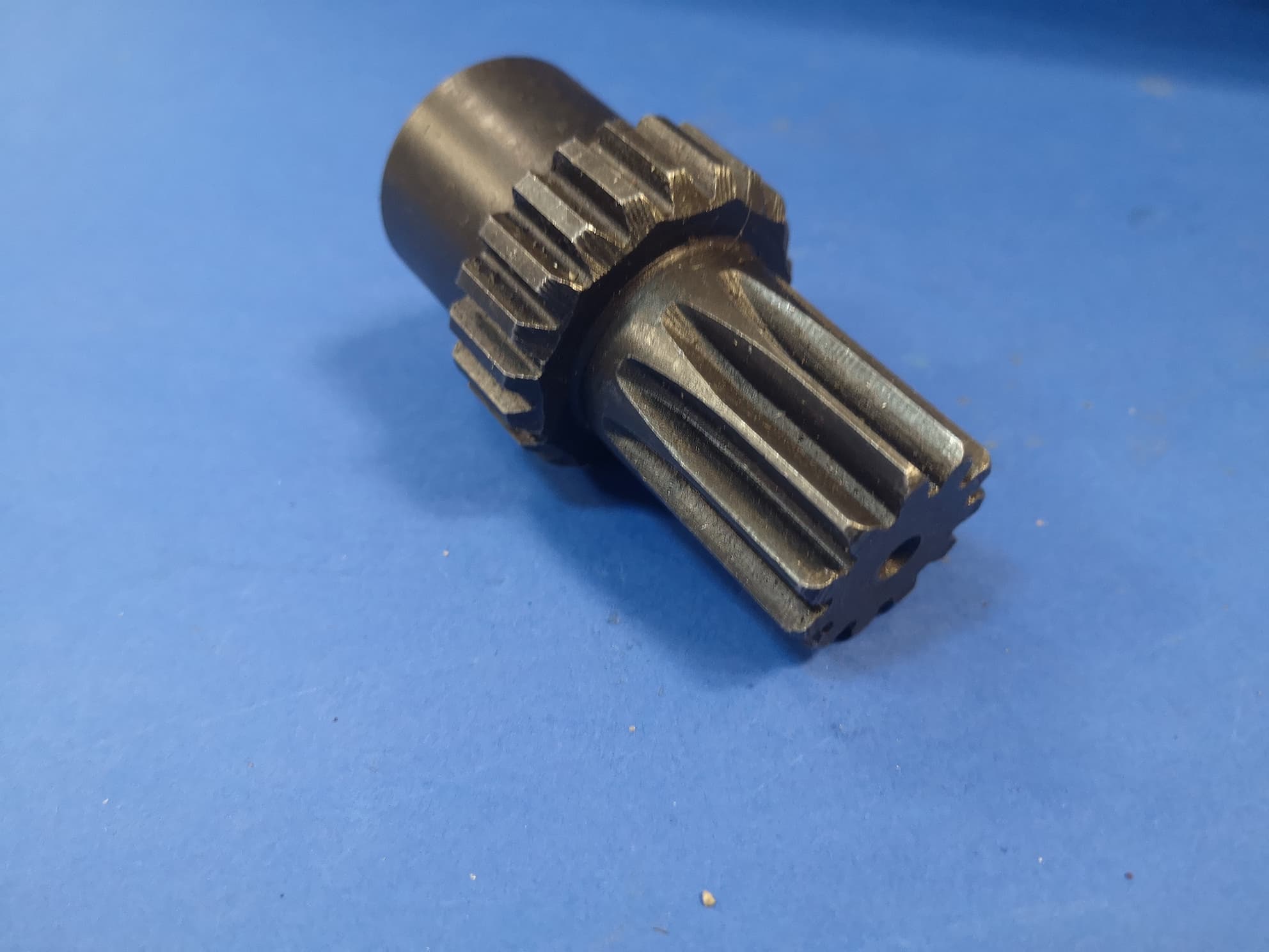 Wałek silnika jazdy