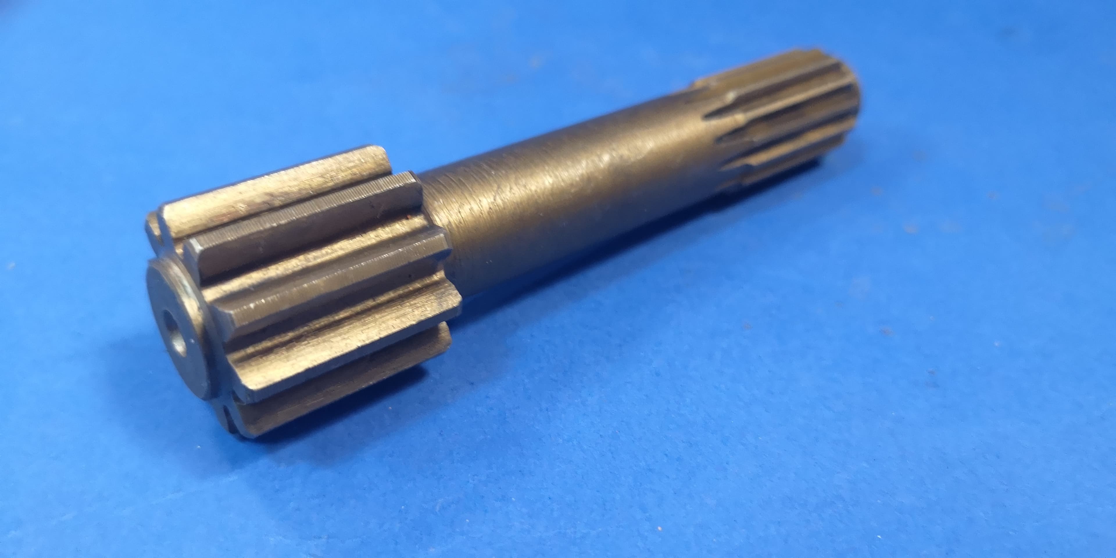 Wałek silnika jazdy