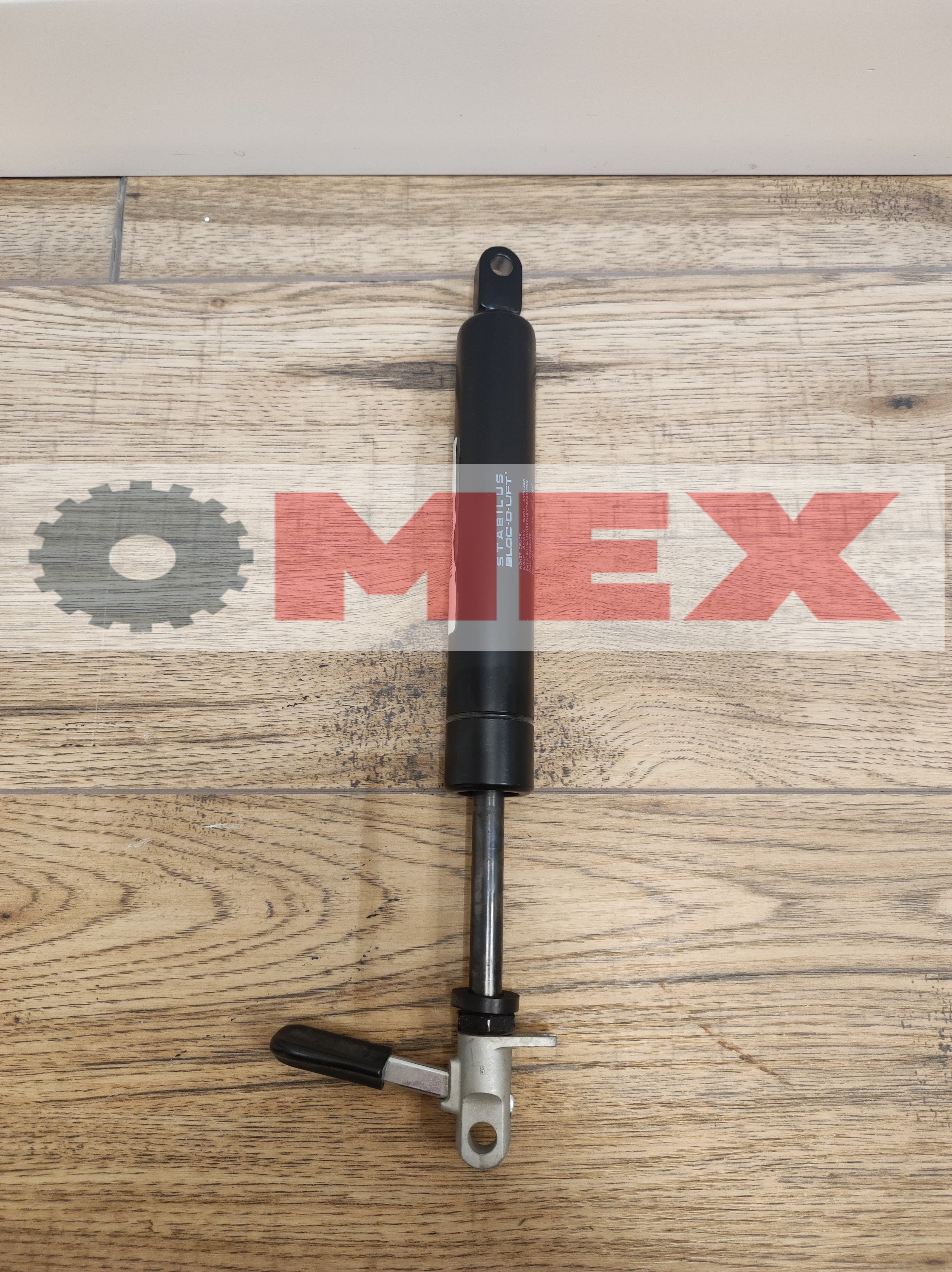 Siłownik kolumny kierowniczej Volvo EW160E