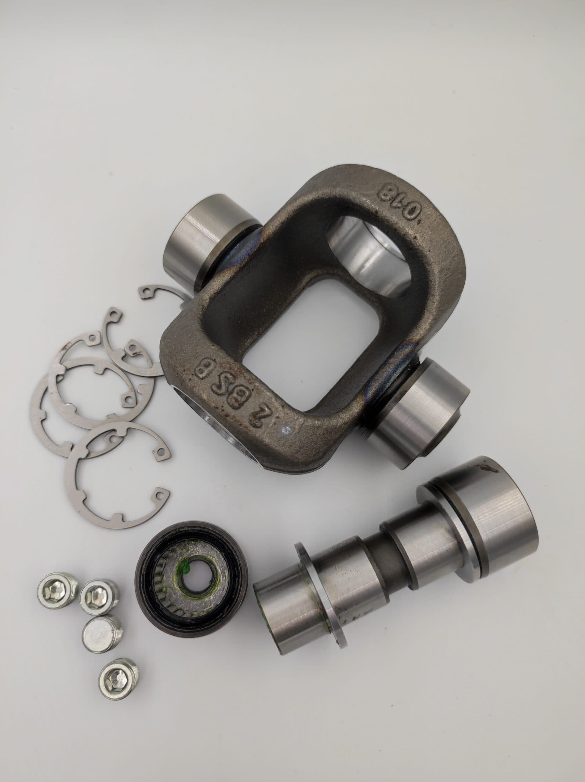 Krzyżak półosi – Kramer 312, 412, 512, 416, 516