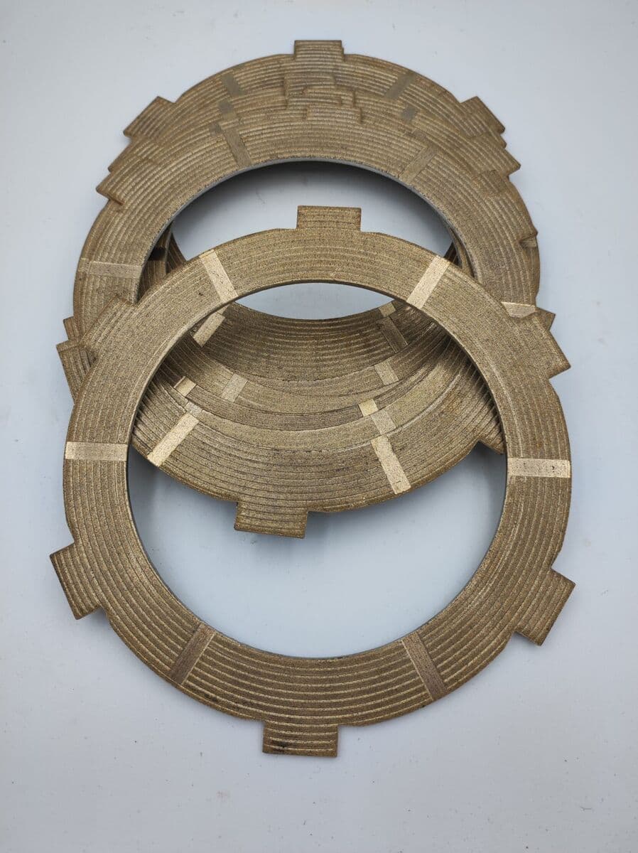 0432120215/ 1000035878 Tarcza cierna 136x92x2.4