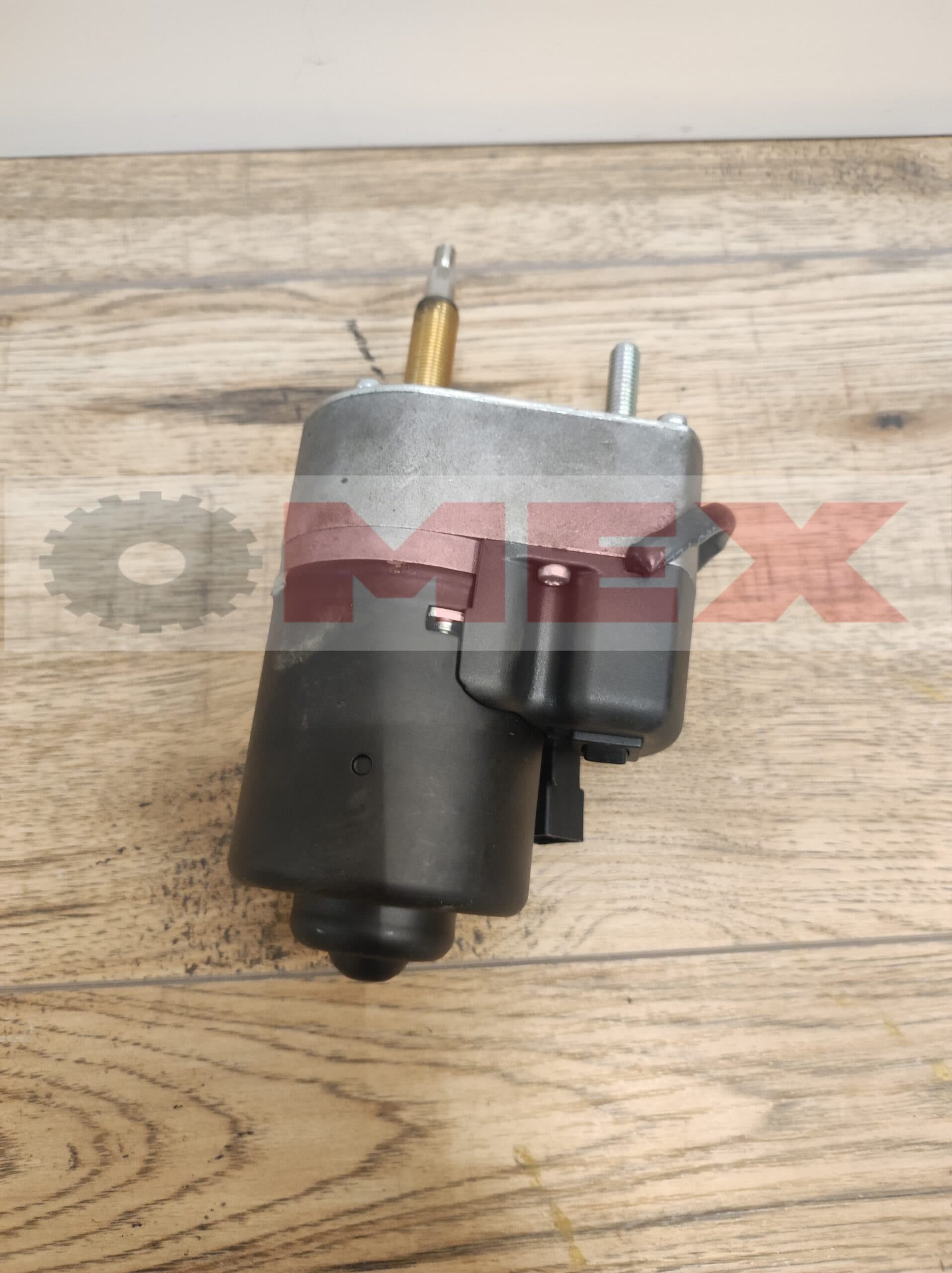 Silnik wycieraczki Kramer 418