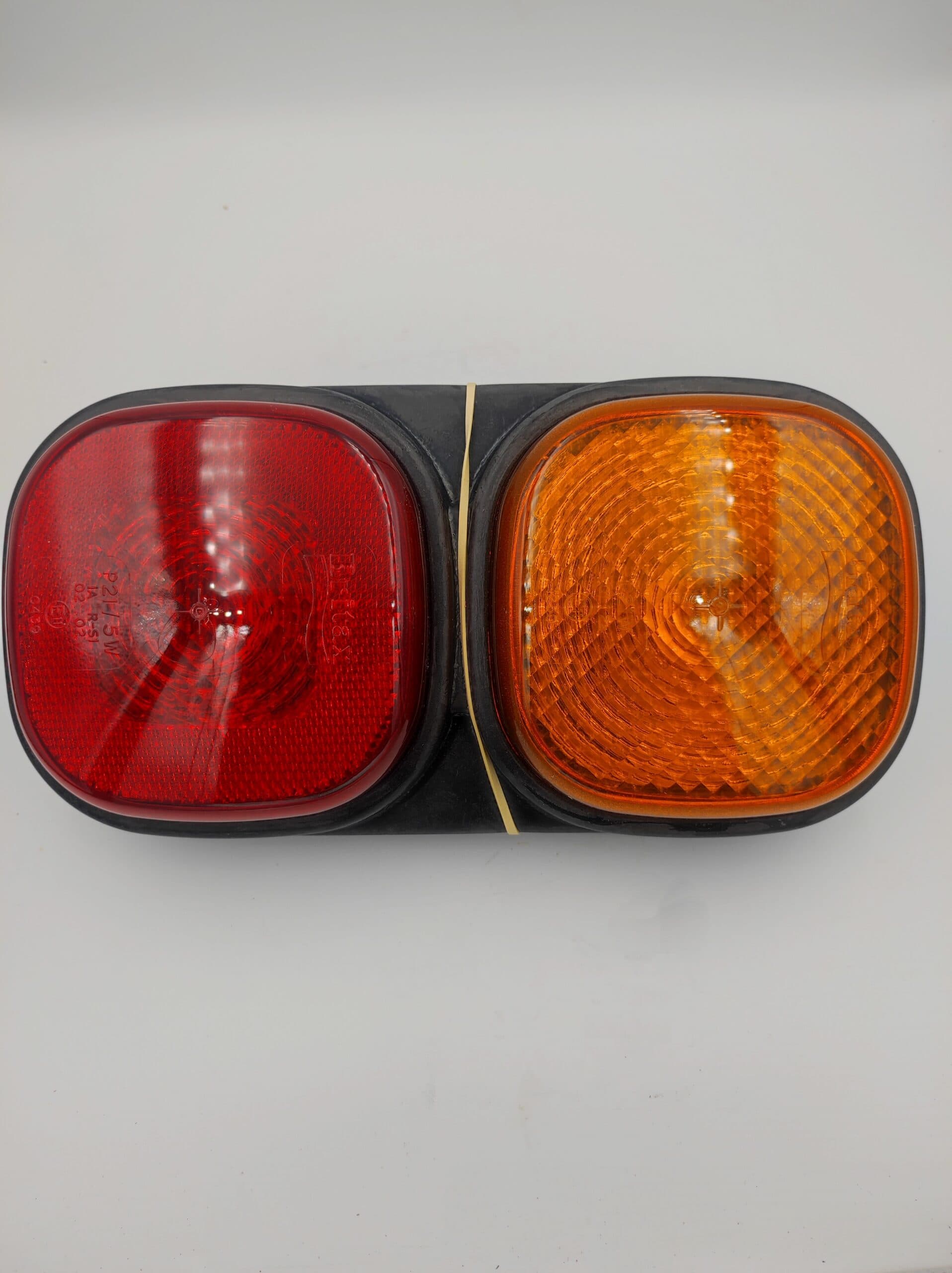 Lampa tylna Komatsu PW160