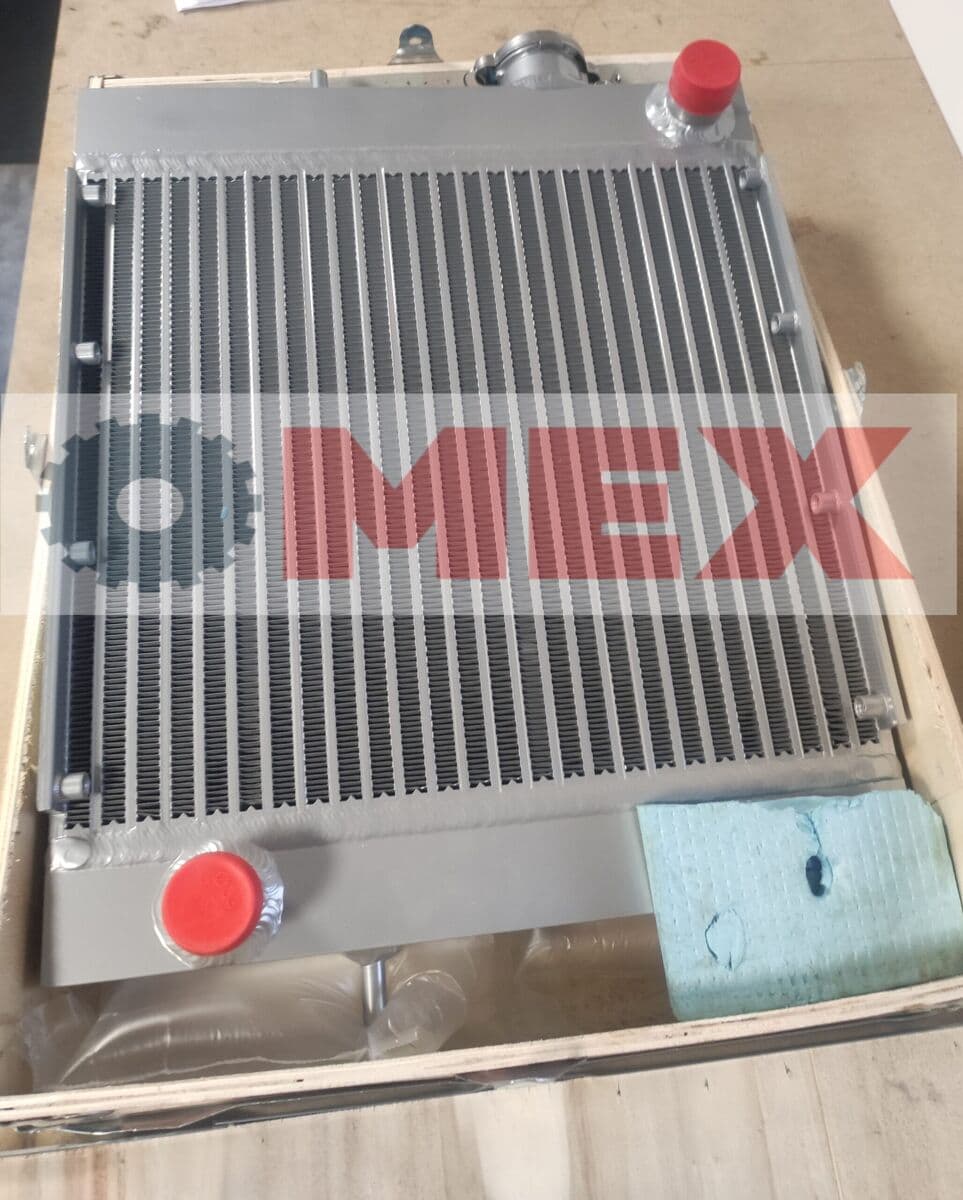 Chłodnica wody JCB 8015