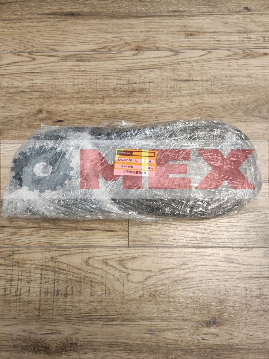 Uszczelka drzwi 4380 mm JCB 3CX