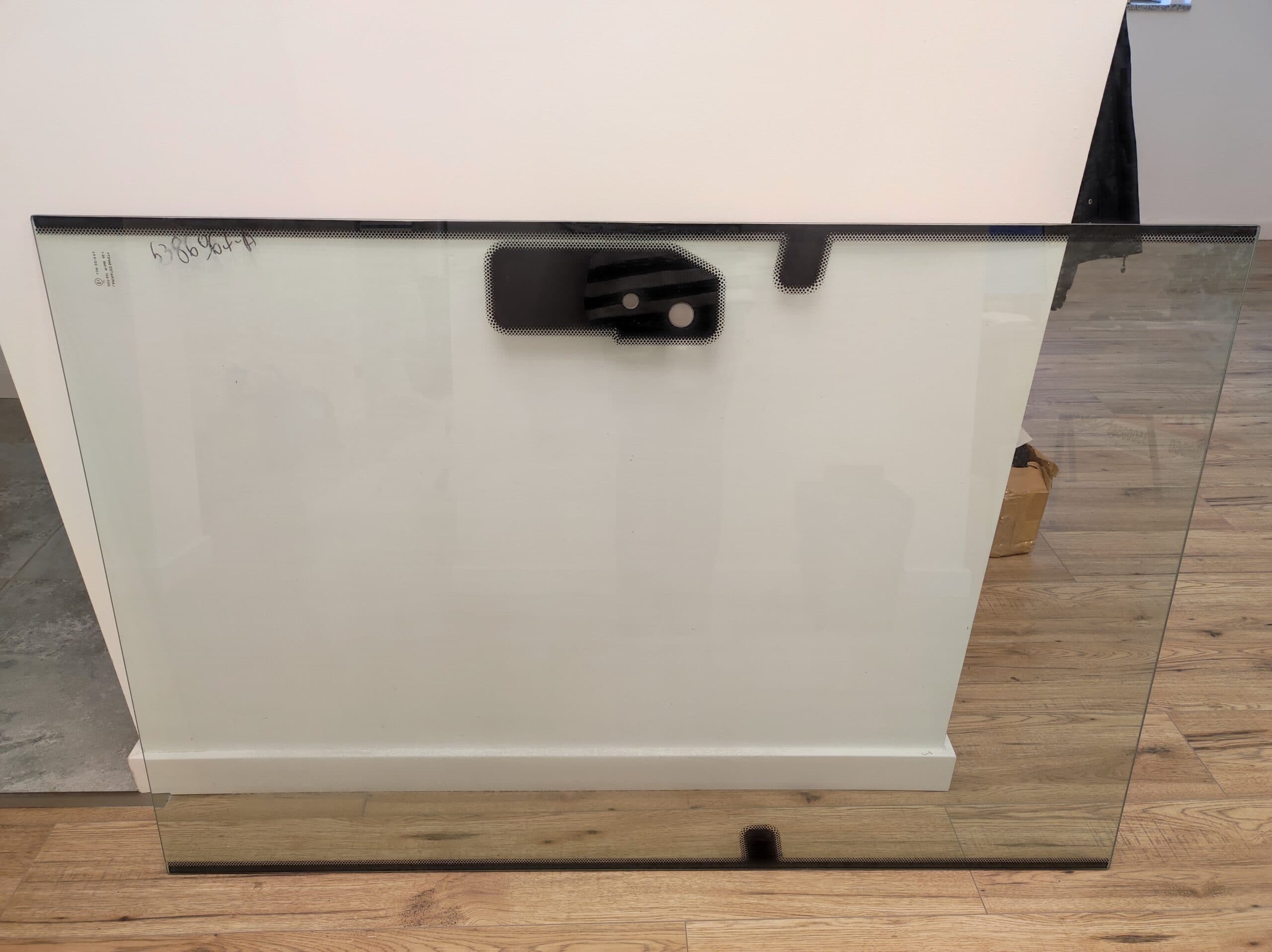 Szyba tylna CAT 432F2