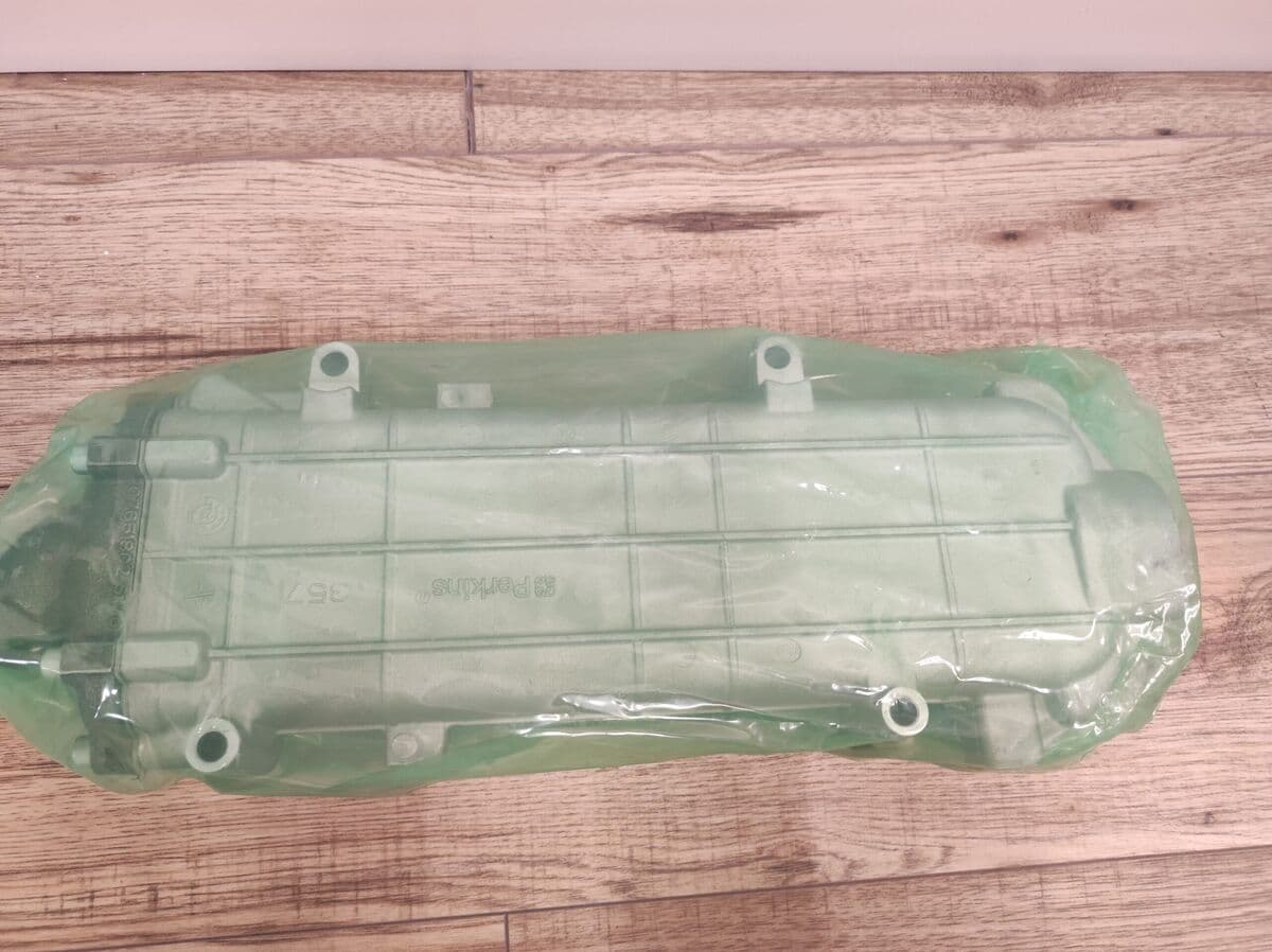 Chłodnica Perkins CAT 323