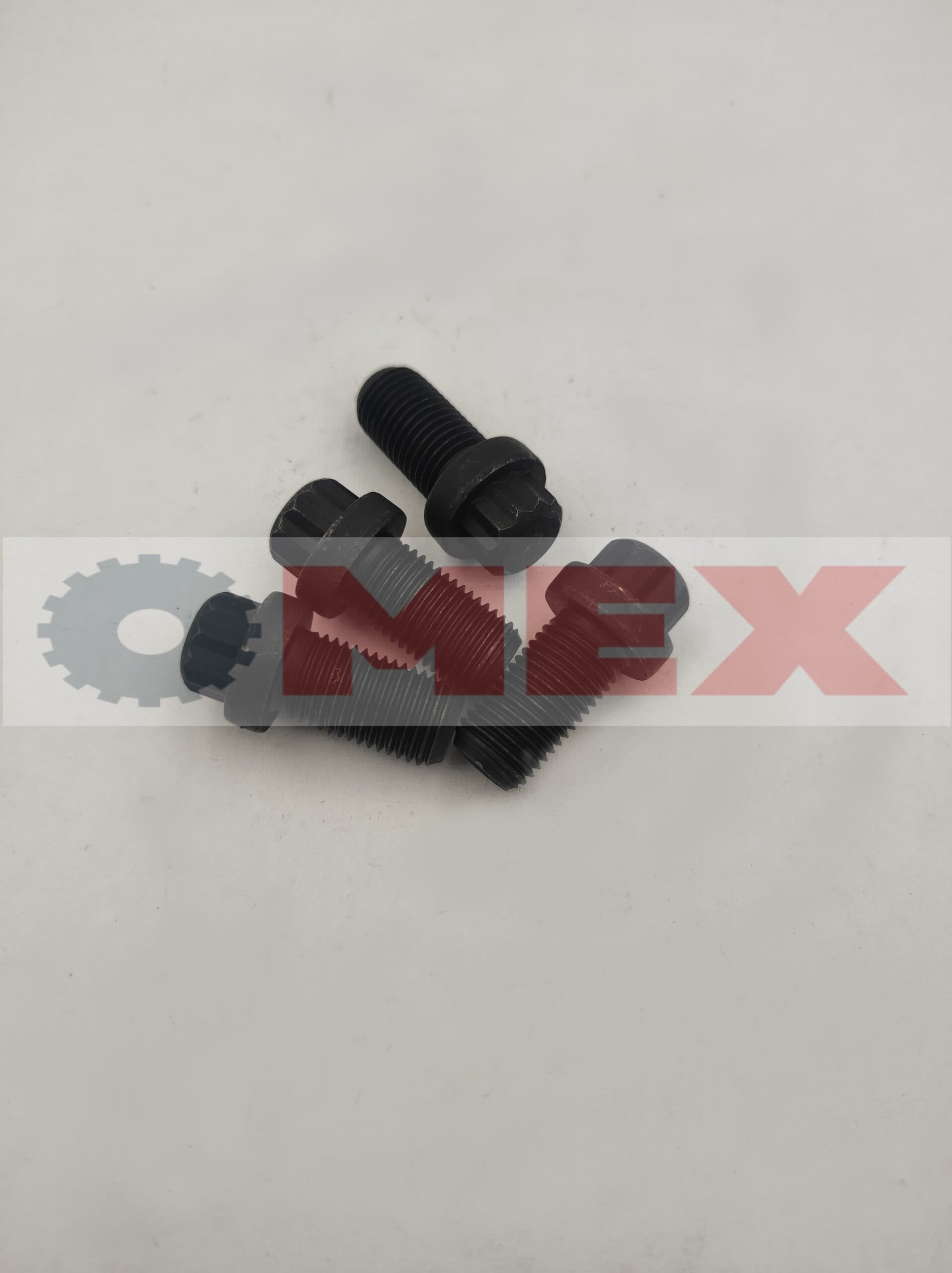 Śruba obejmy krzyżaka JCB 526/26