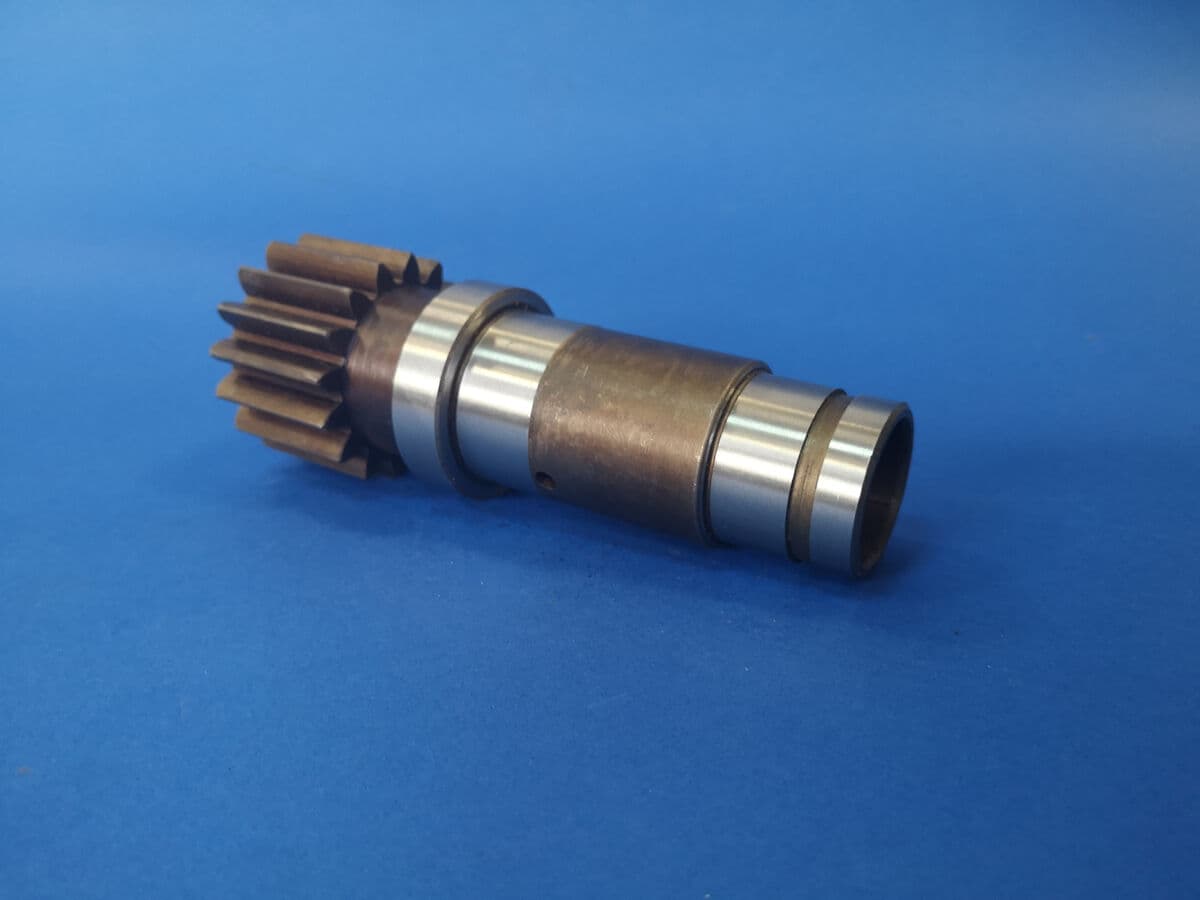 Wałek silnika obrotu Komatsu PC05, Bobcat 220 (starsza wersja), FAI 212