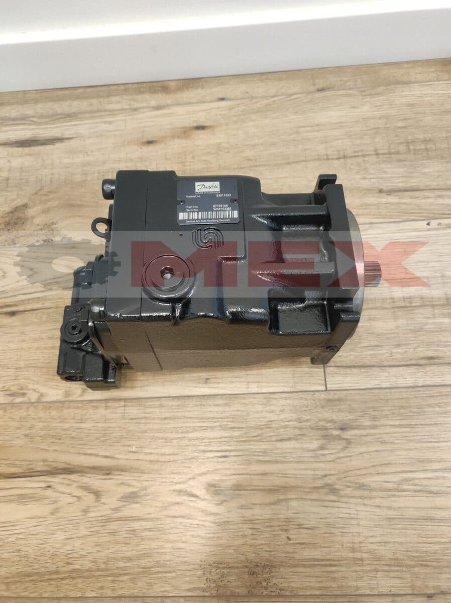 / SKX429227 Pompa hydrauliczna Case 695 ST