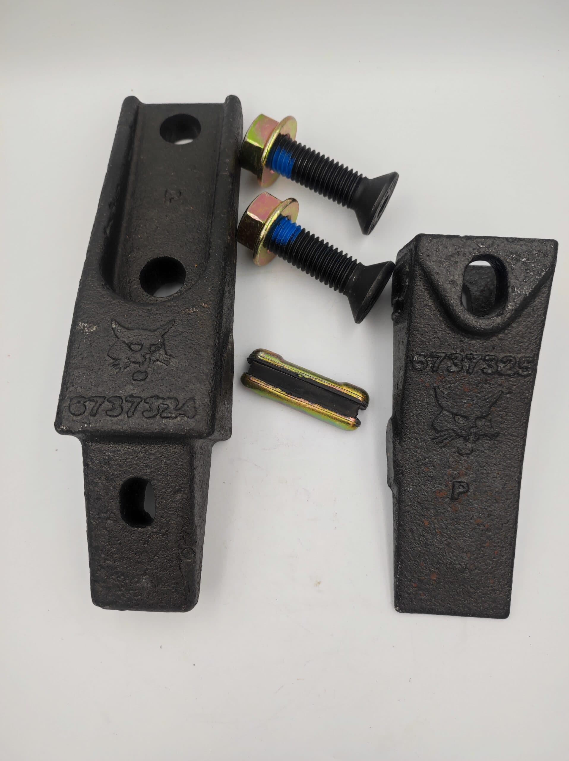 Ząb szufli Bobcat S300