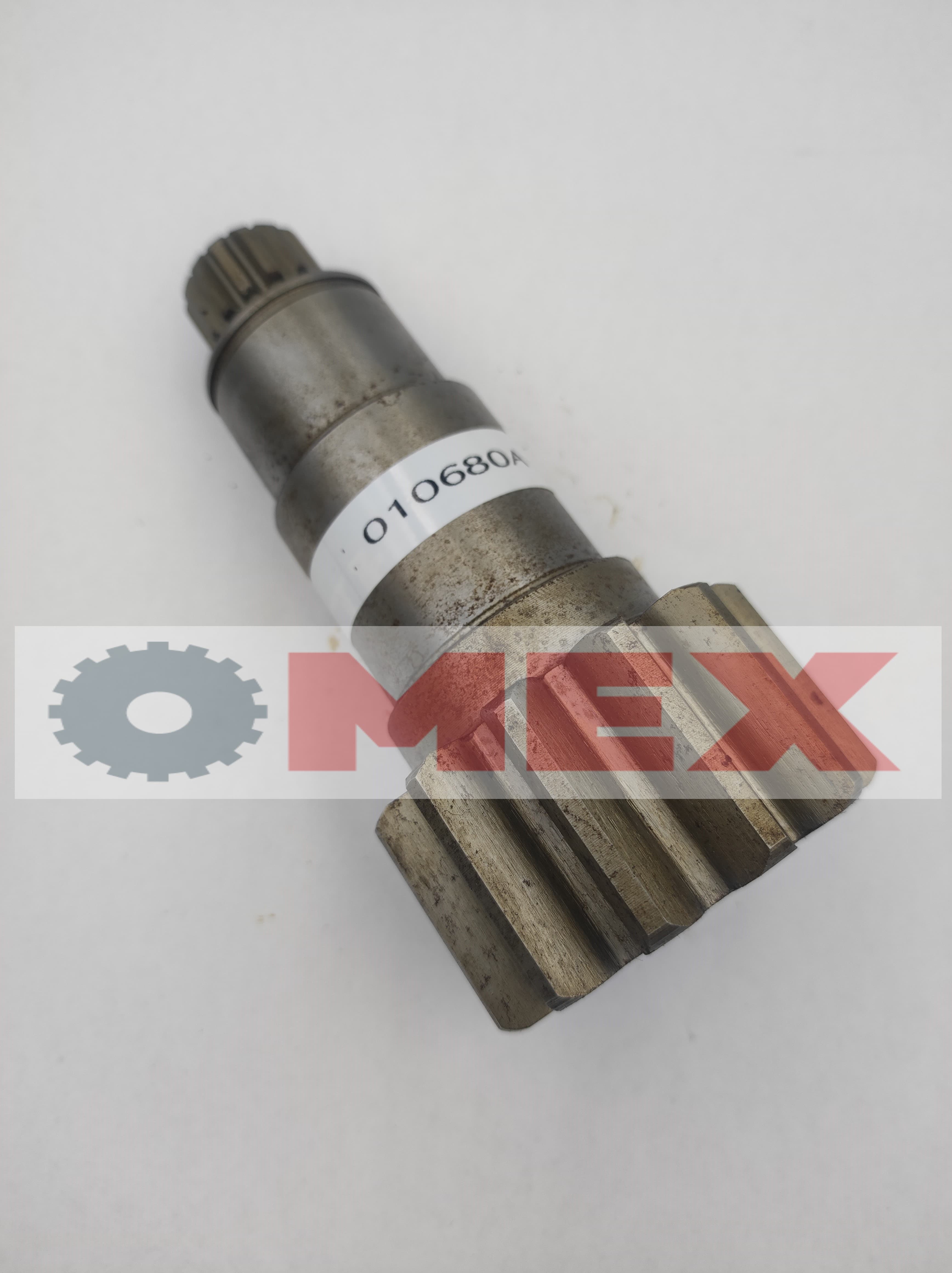 Wałek obrotu do JCB 8015