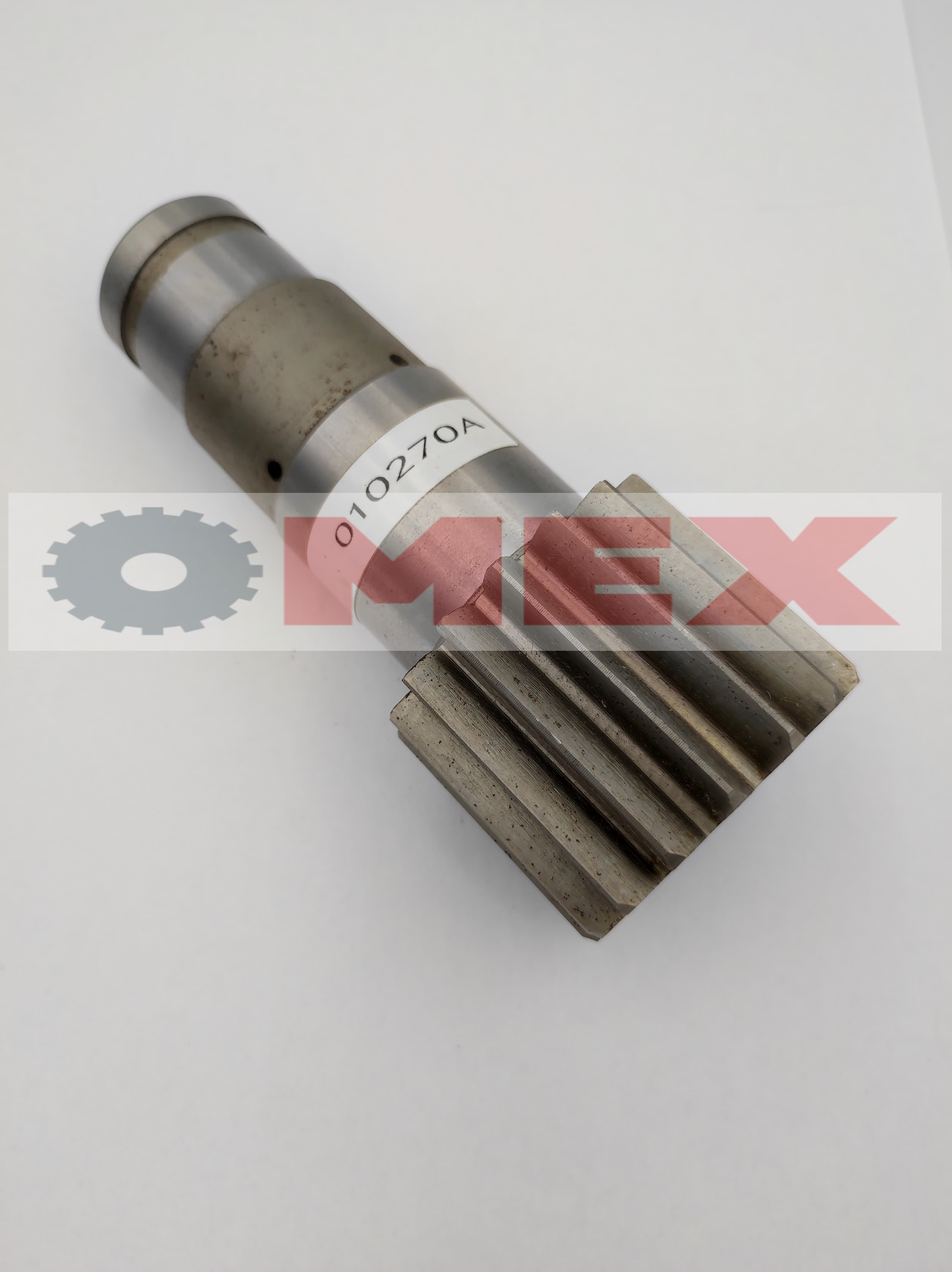 Wałek silnika obrotu Bobcat 320 i 322