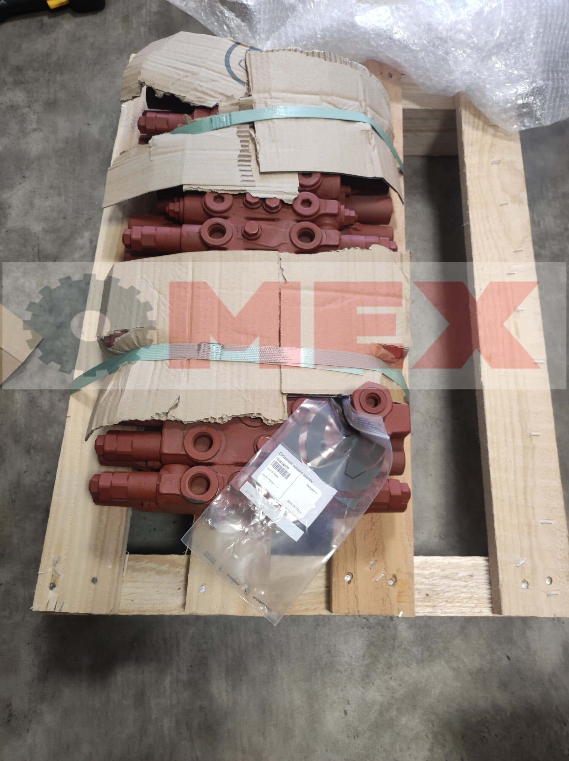 Rozdzielacz główny Wacker Neuson EZ80