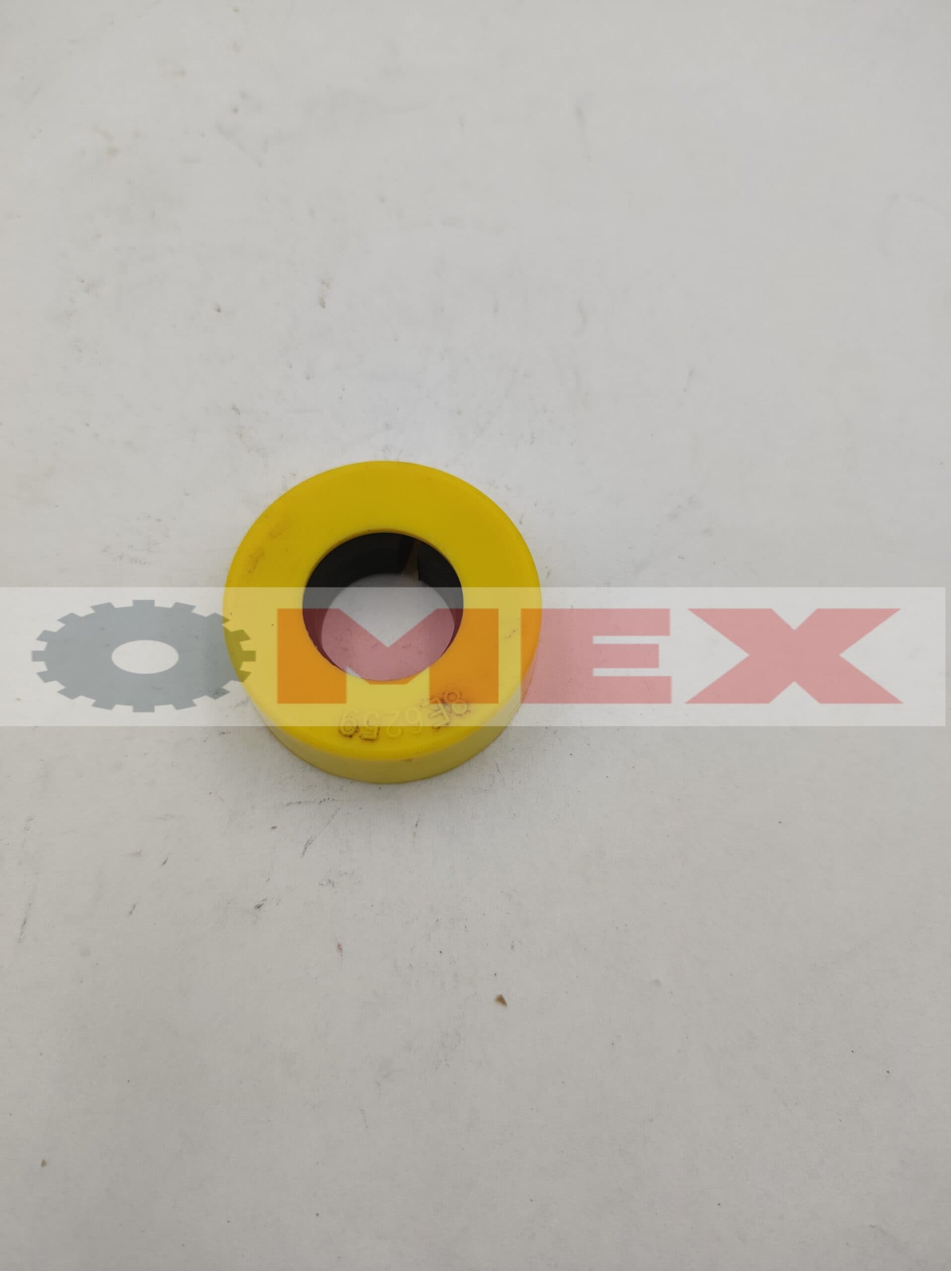 Uszczelnienie półosi skrętnego tylnego mostu CAT 438D