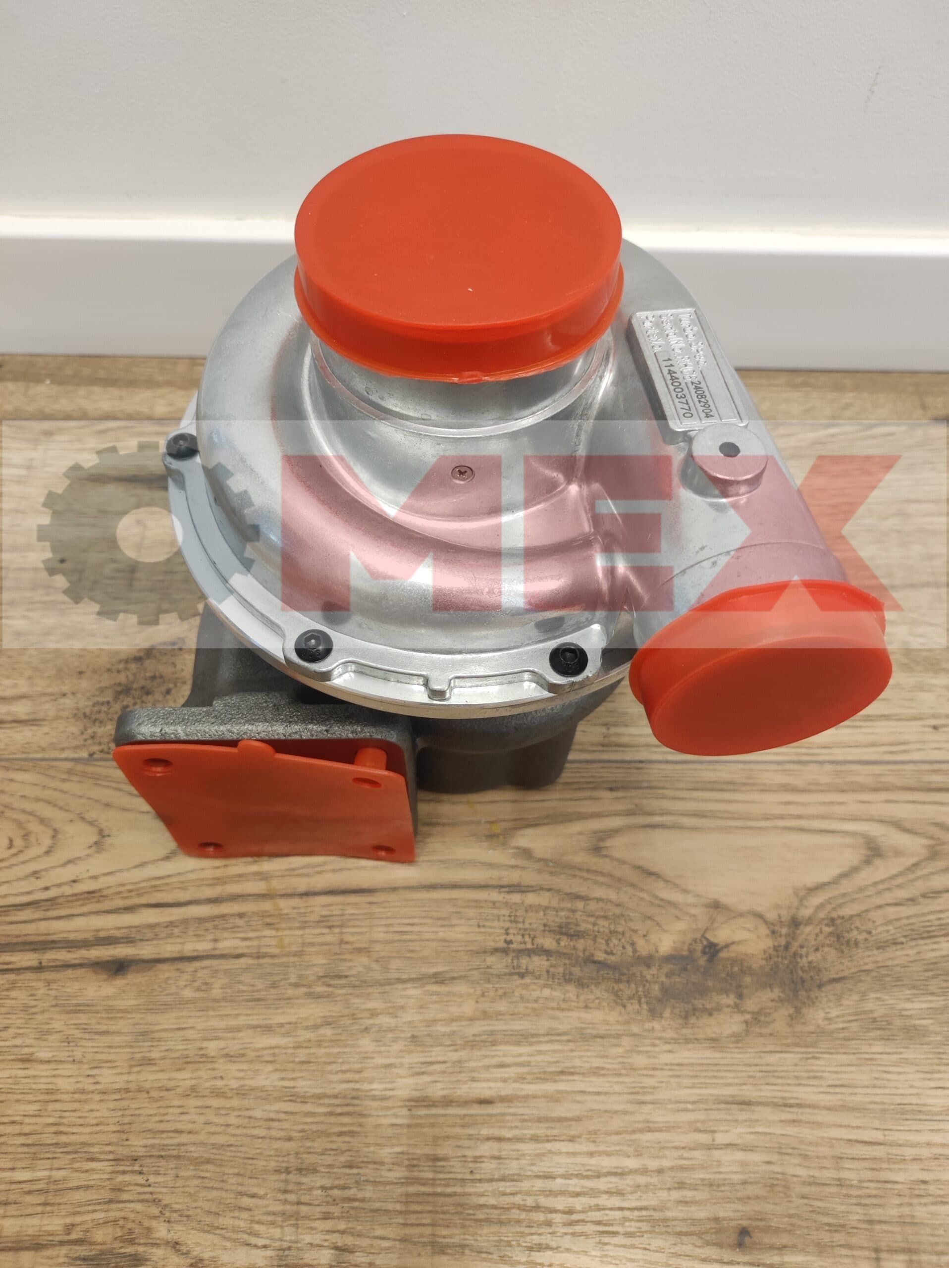 Turbosprężarka JCB JS240