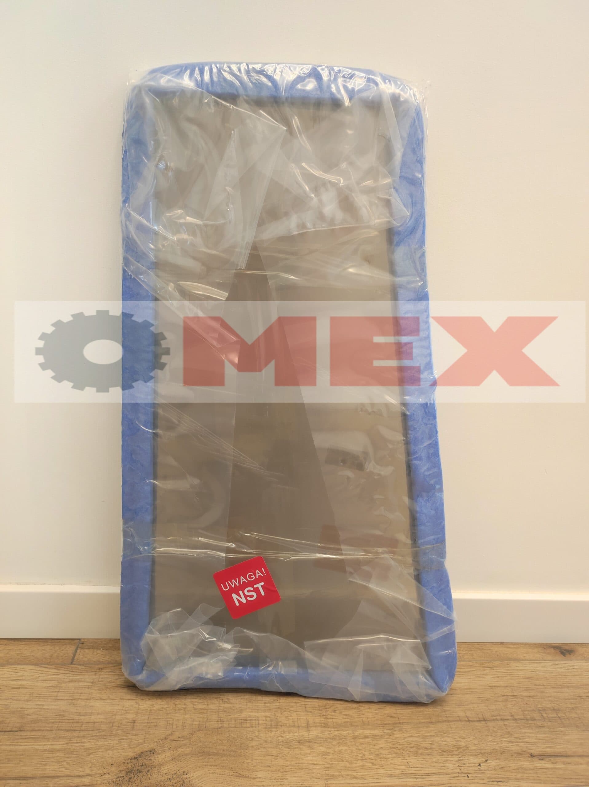 Szyba hartowana boczna do koparki CAT M318