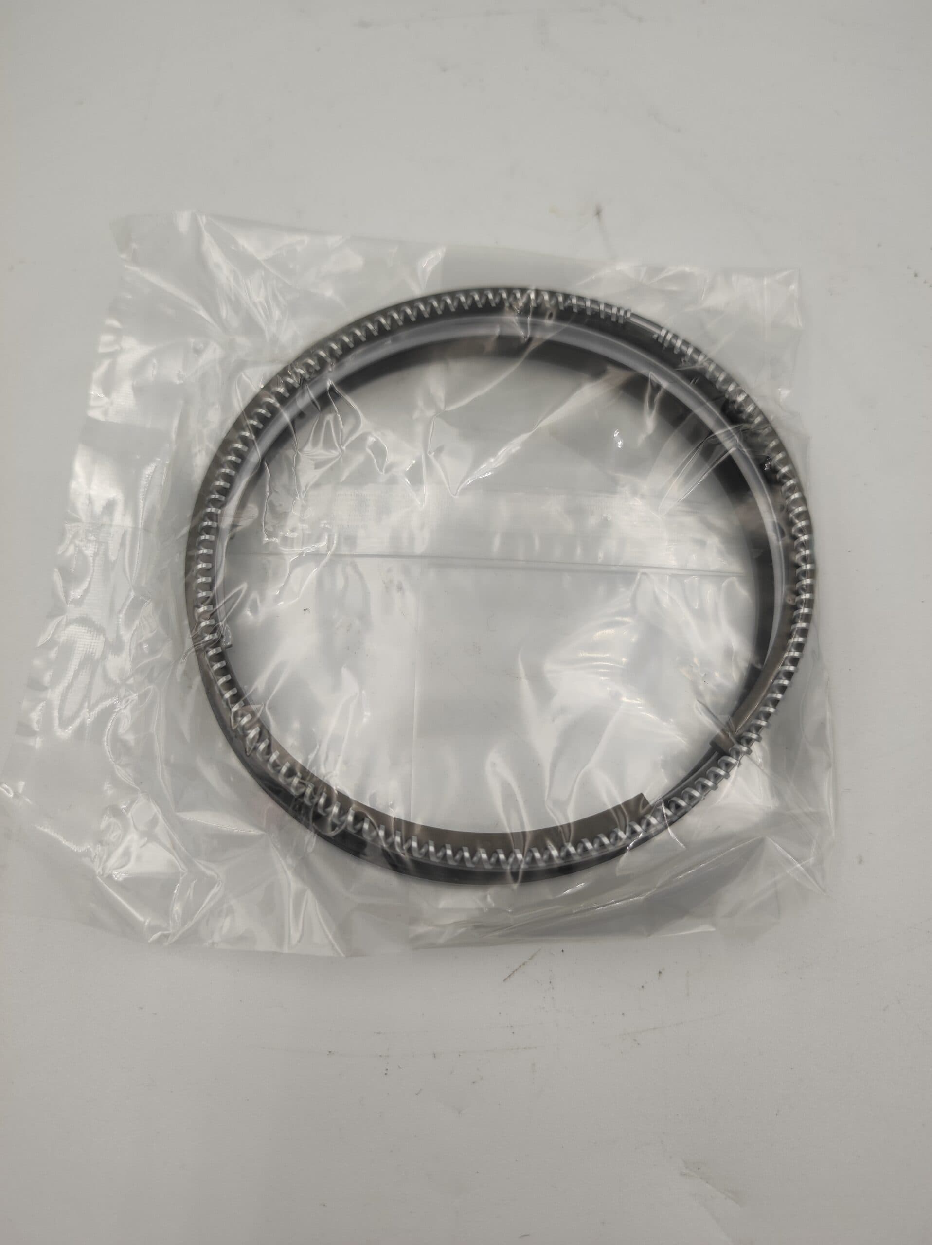 Pierścień tłokowy Kubota V1903