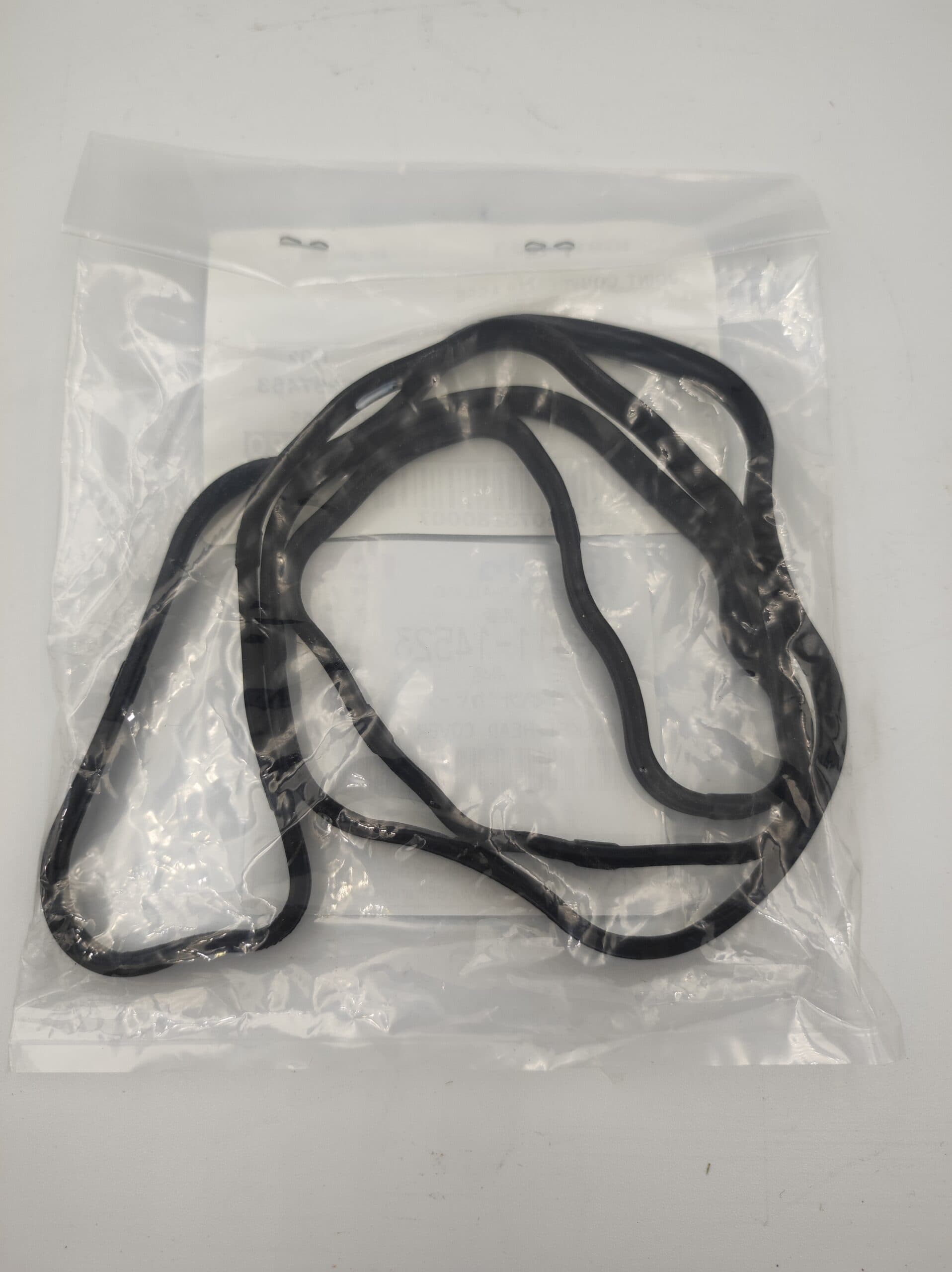 Uszczelka pokrywy zaworów Kubota V1903