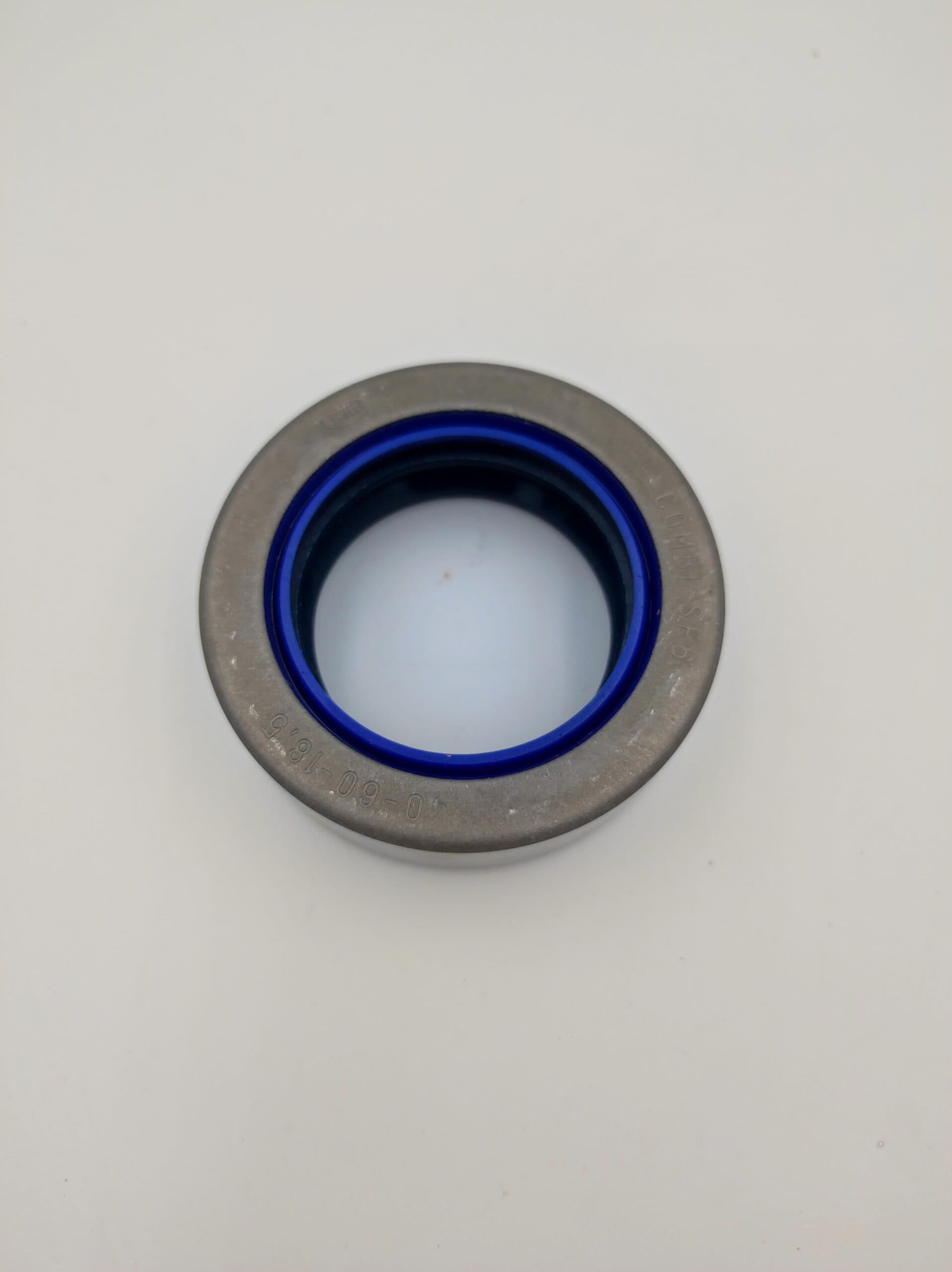 Uszczelnienie półosi długiej CAT