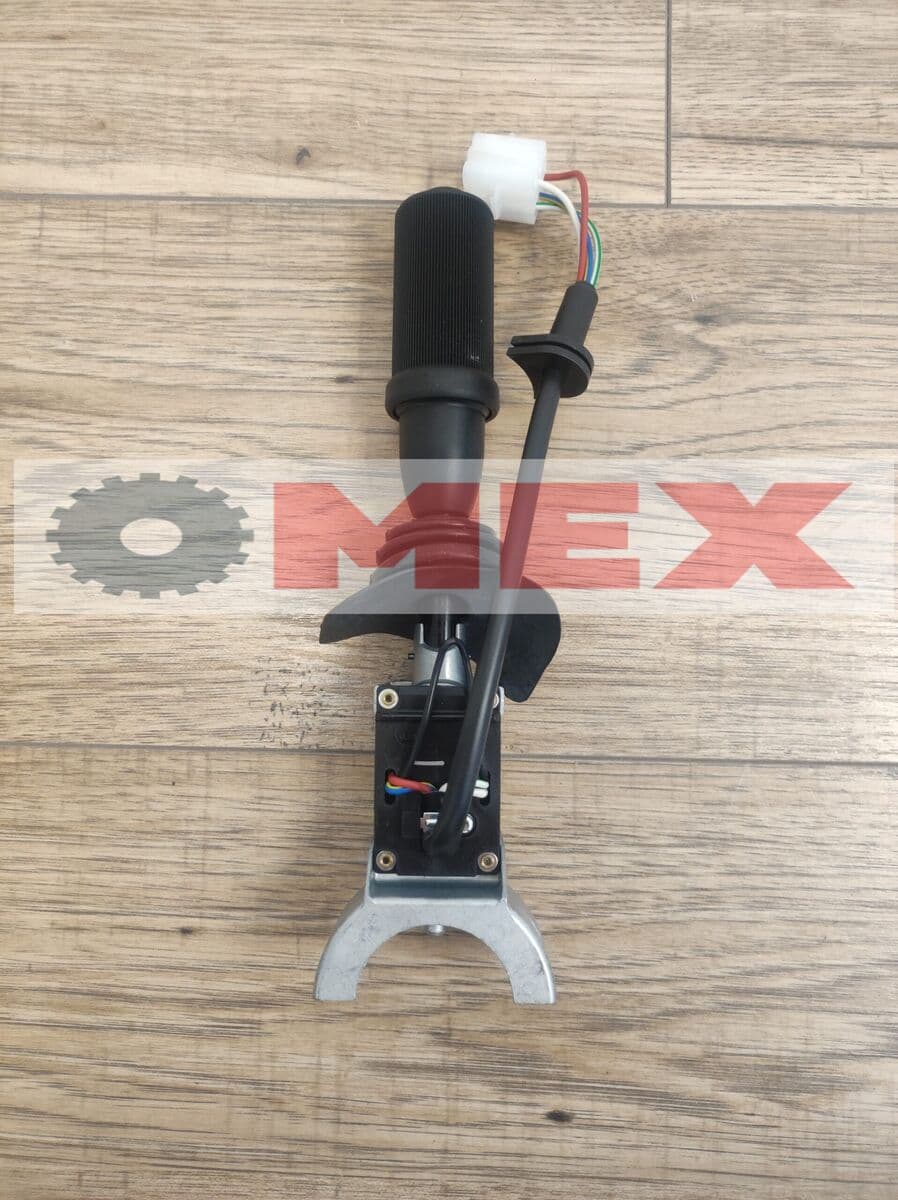 234956M/ 85816745 Przełącznik jazdy do Manitou 2150