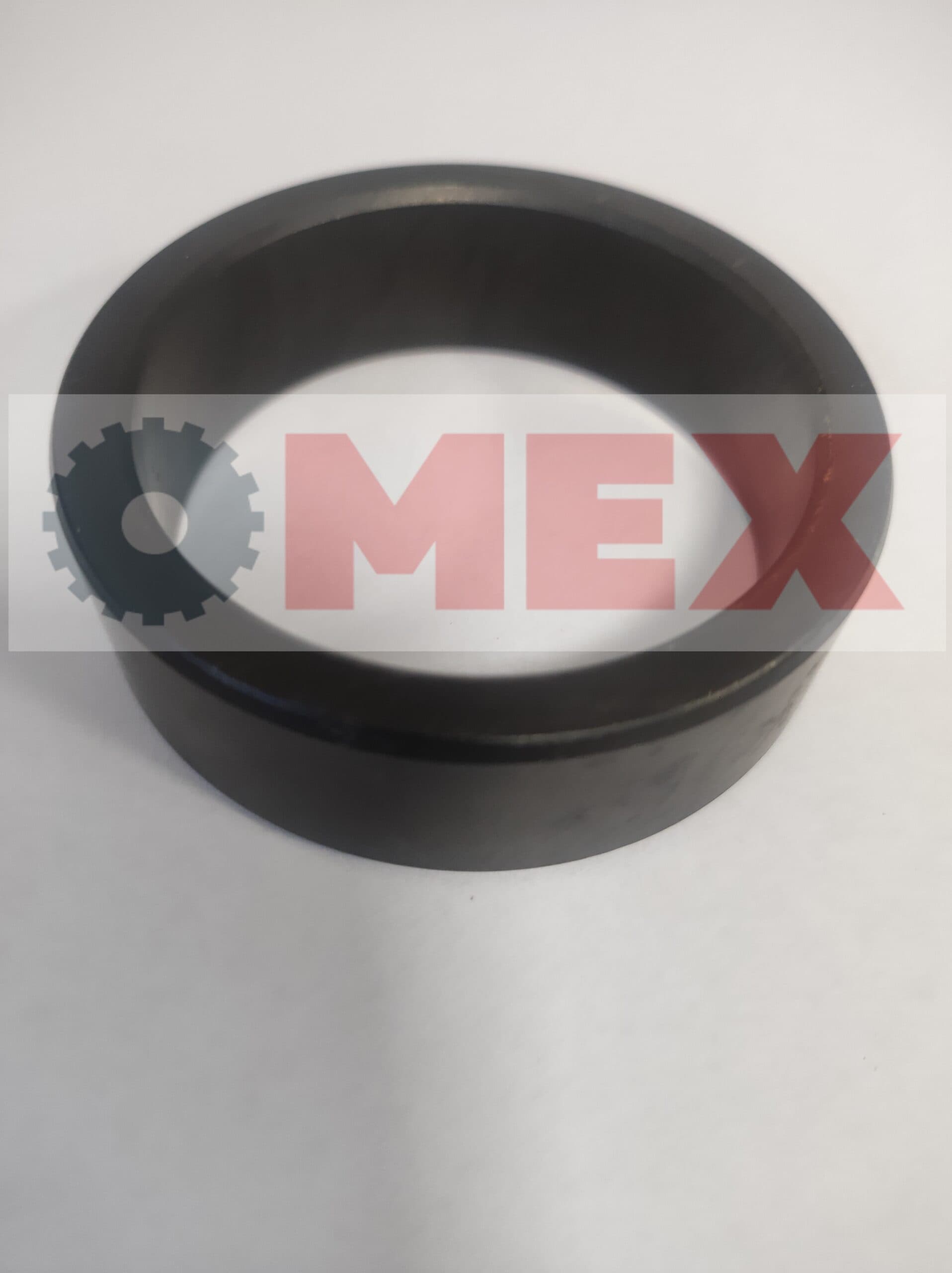 Tuleja łącząca konik z ramieniem CAT 428E