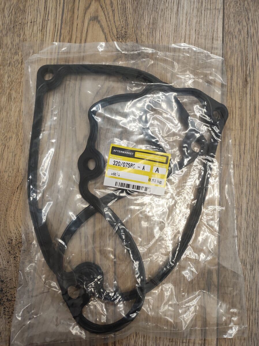 Uszczelka kapy zaworowej JCB TM310S