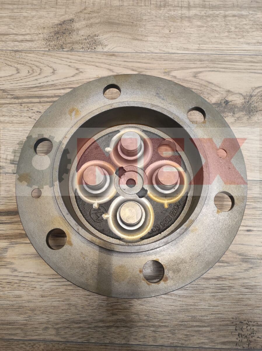 Pokrywa zwolnicy Wacker WL48, most ZF