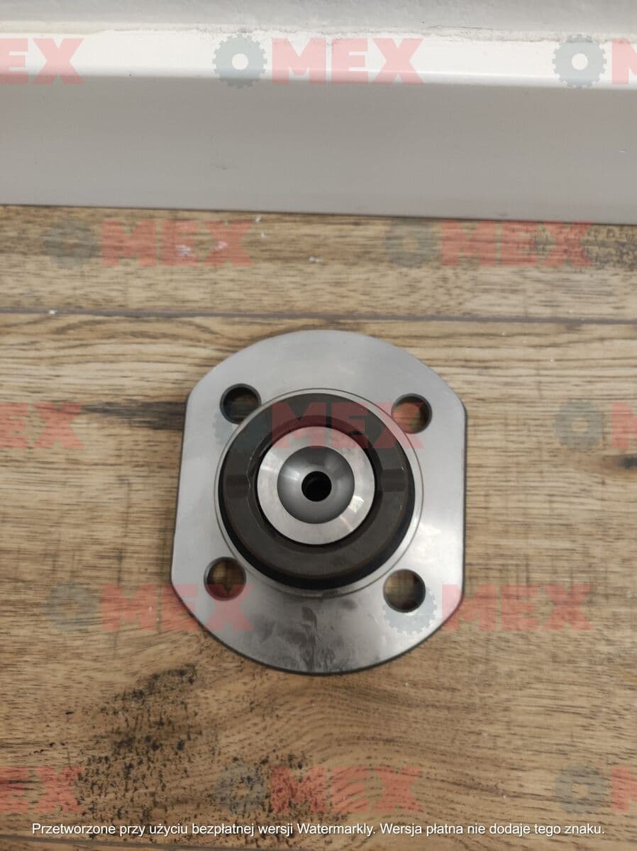 Sworzeń zwrotnicy górny Manitou MLT626 T