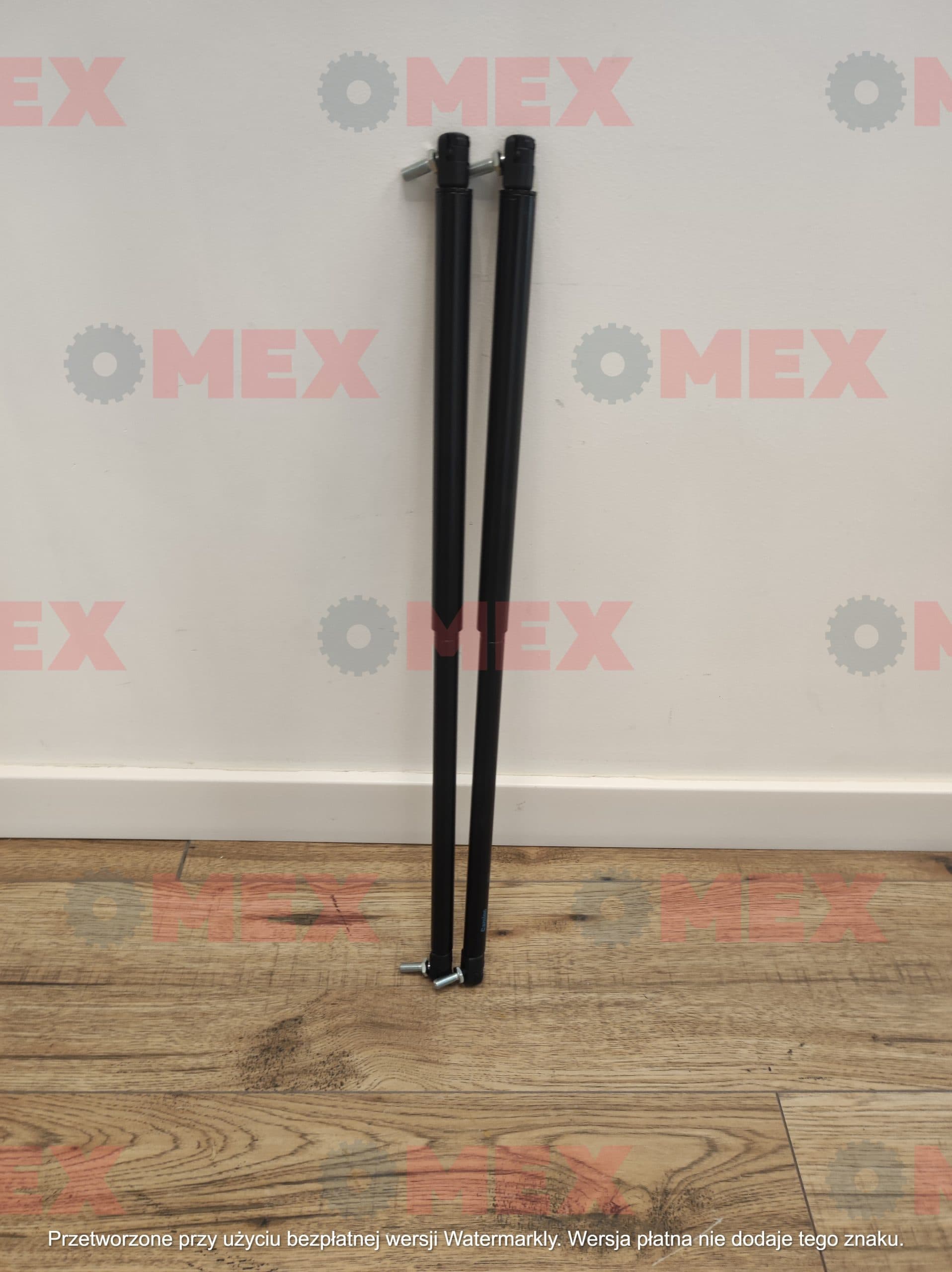 Siłownik klapy silnika Terex 980