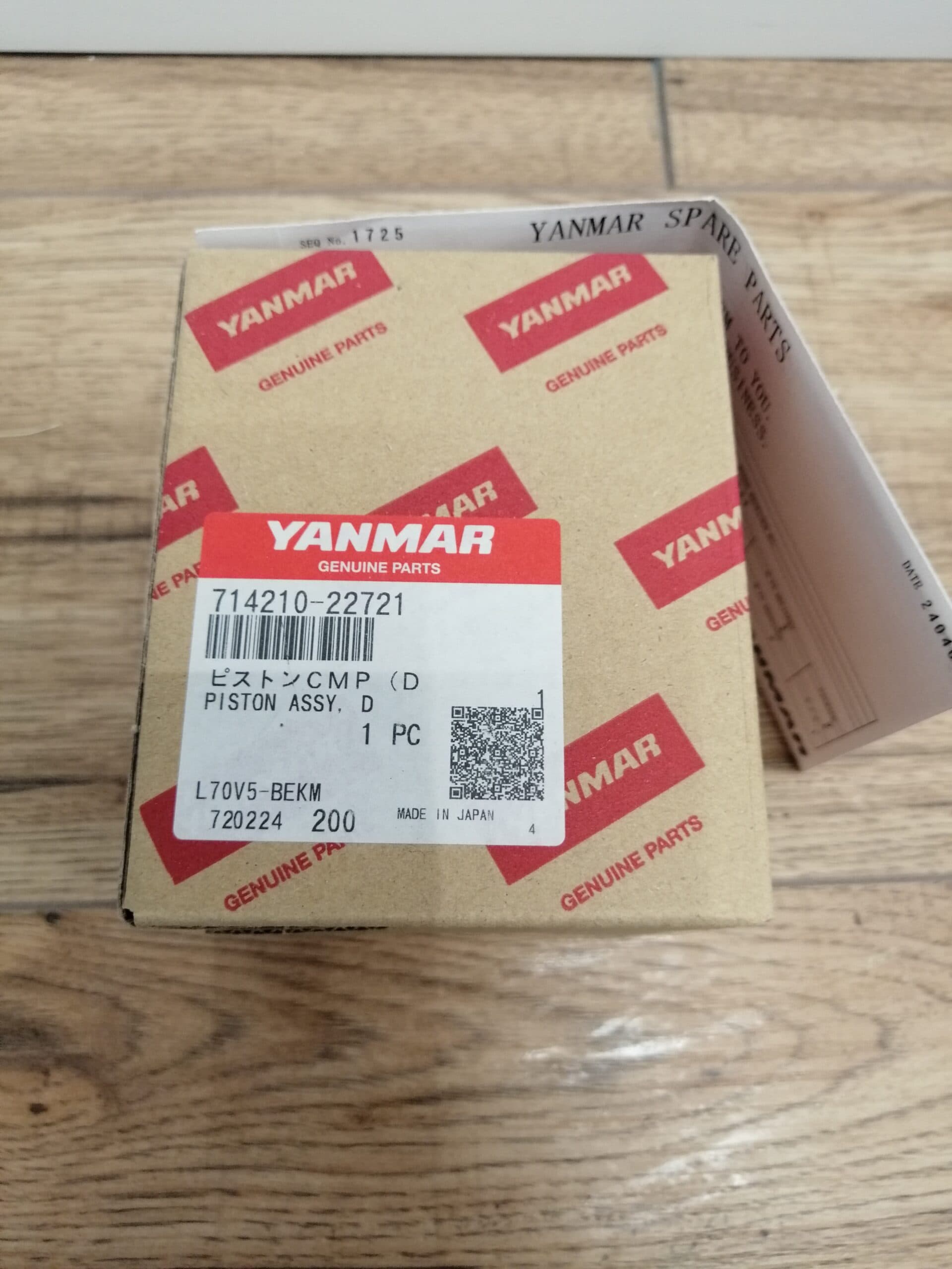 Tłok z pierścieniami nominalnymi Yanmar L70V