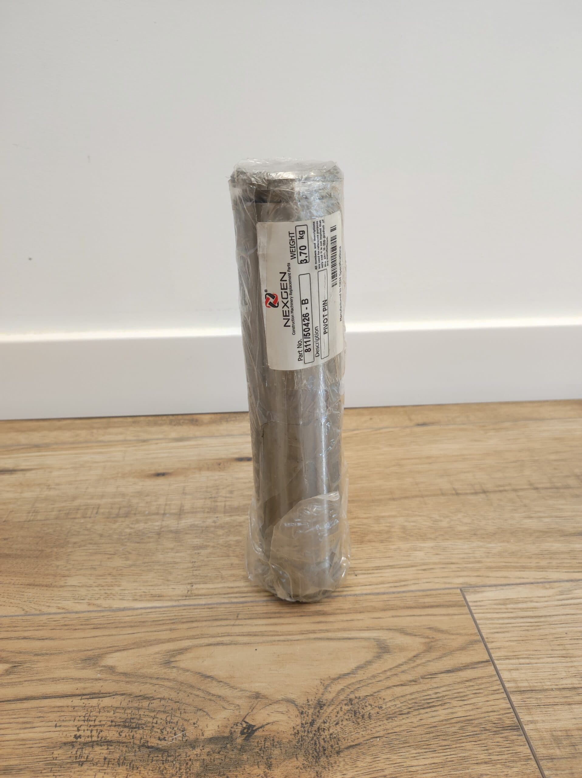 Sworzeń siłownika wysuwu 239 mm JCB