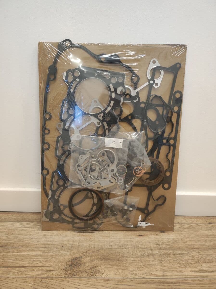 Komplet uszczelek Kubota V3307