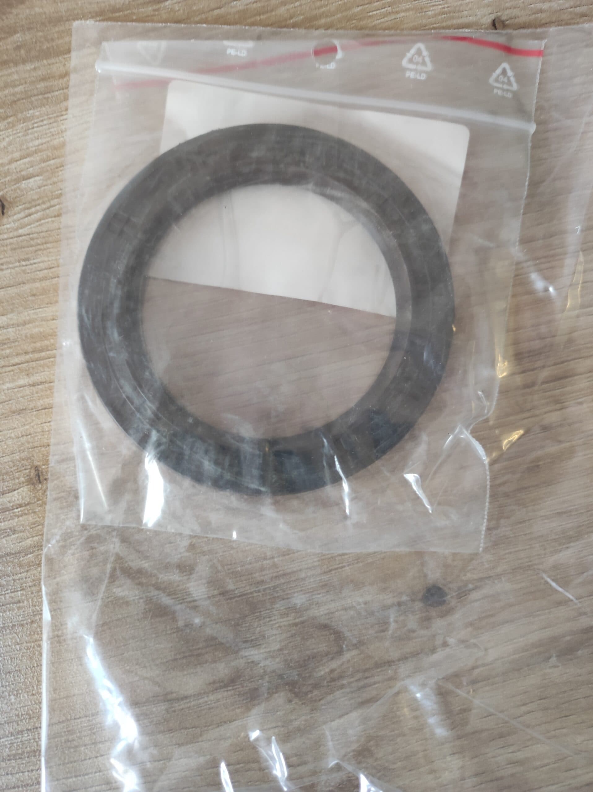 Simering pompa transmisyjna Case 695SR-2