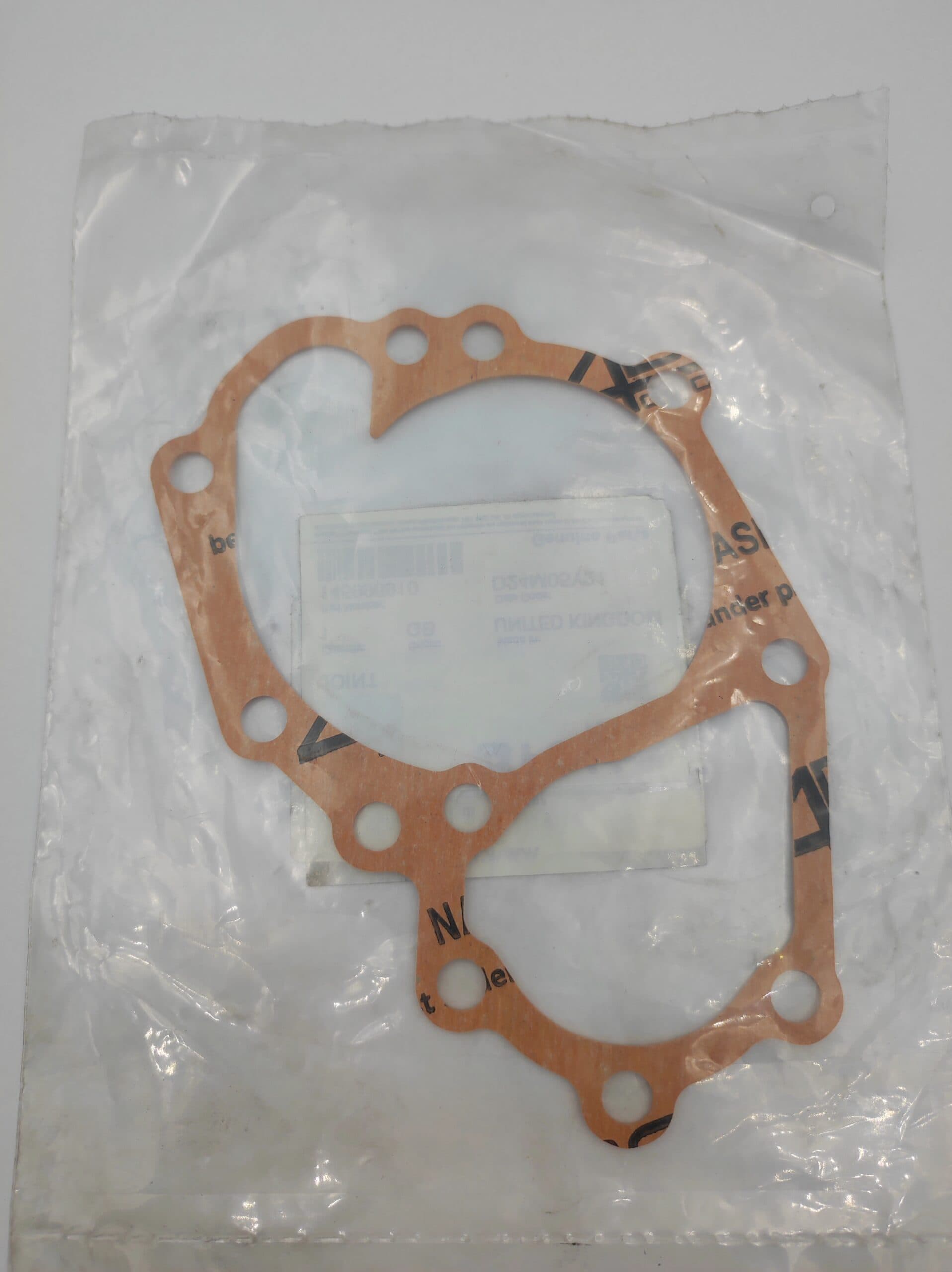 SKX057298, 02/630195 Uszczelka pod pompę wody do minikoparek JCB z silnikami Perkinsa HH KD