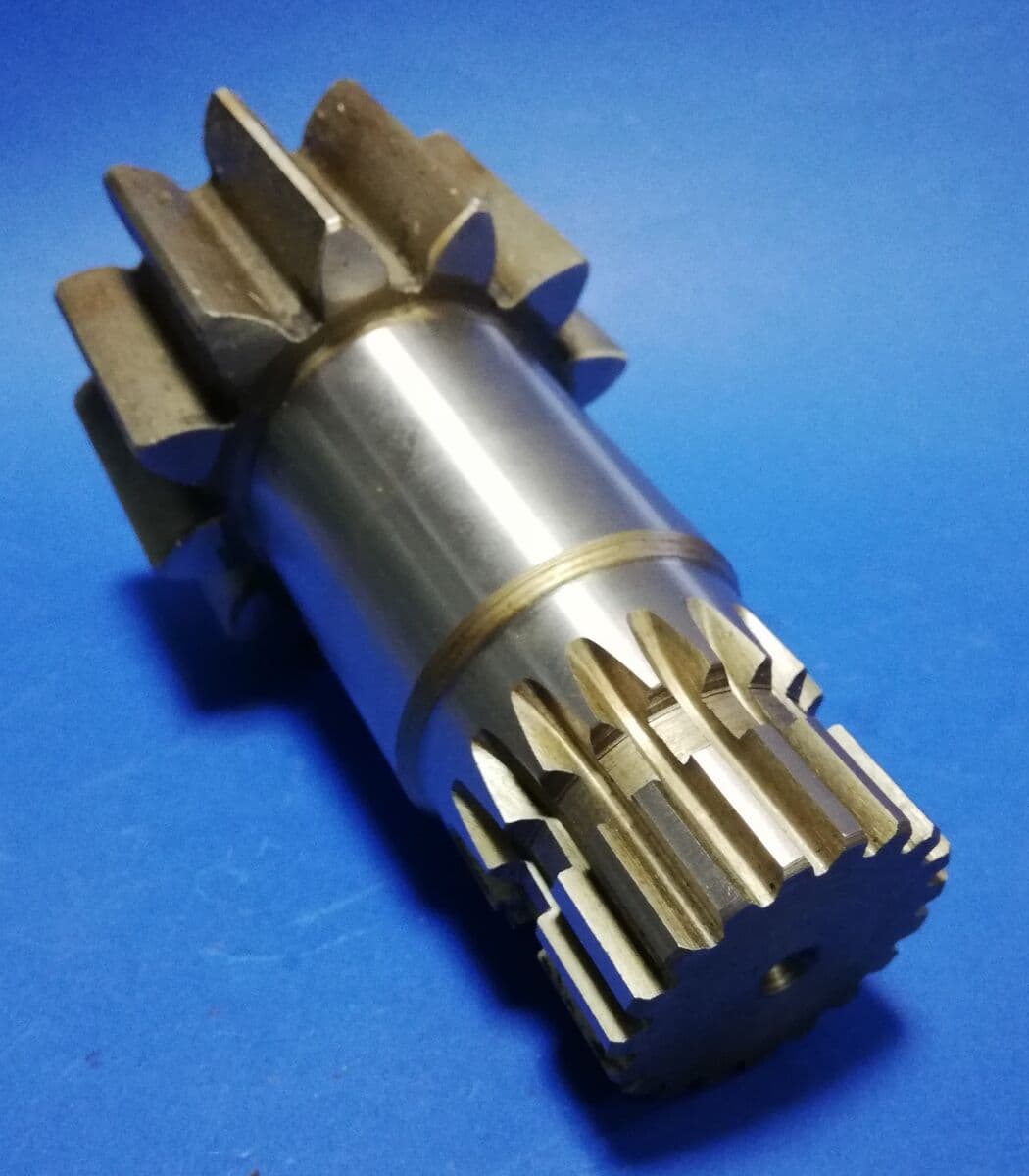 010500A / 279-5488 CAT 305.5 Schwenkmotorwelle