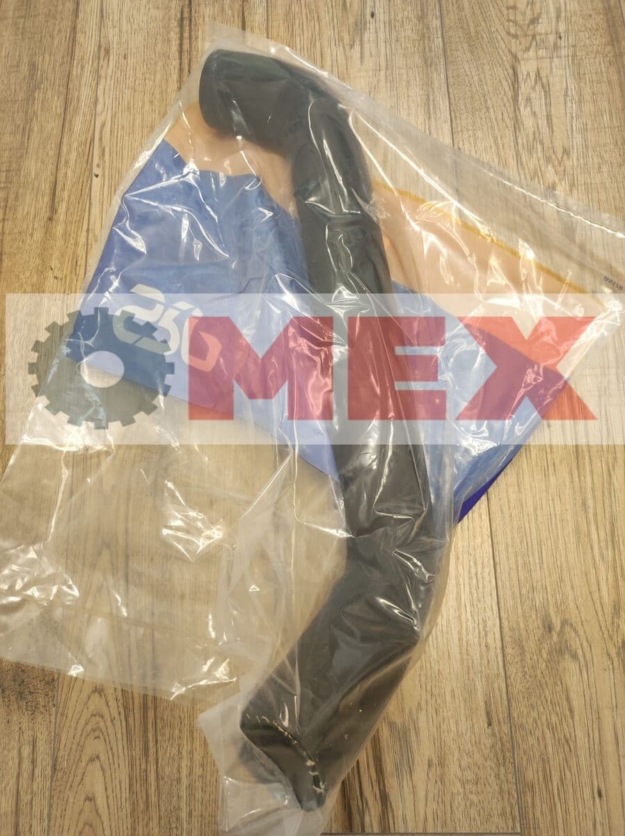 Wąż chłodnicy do ładowarki Volvo