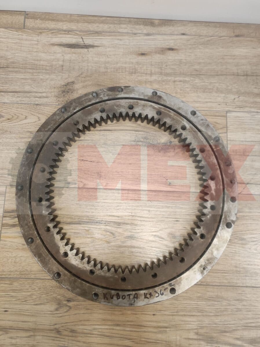 Wieniec obrotu RG001-1911-0; RG00119110 do minikoparki Kubota KX36-2 oraz Kubota KX41-2.