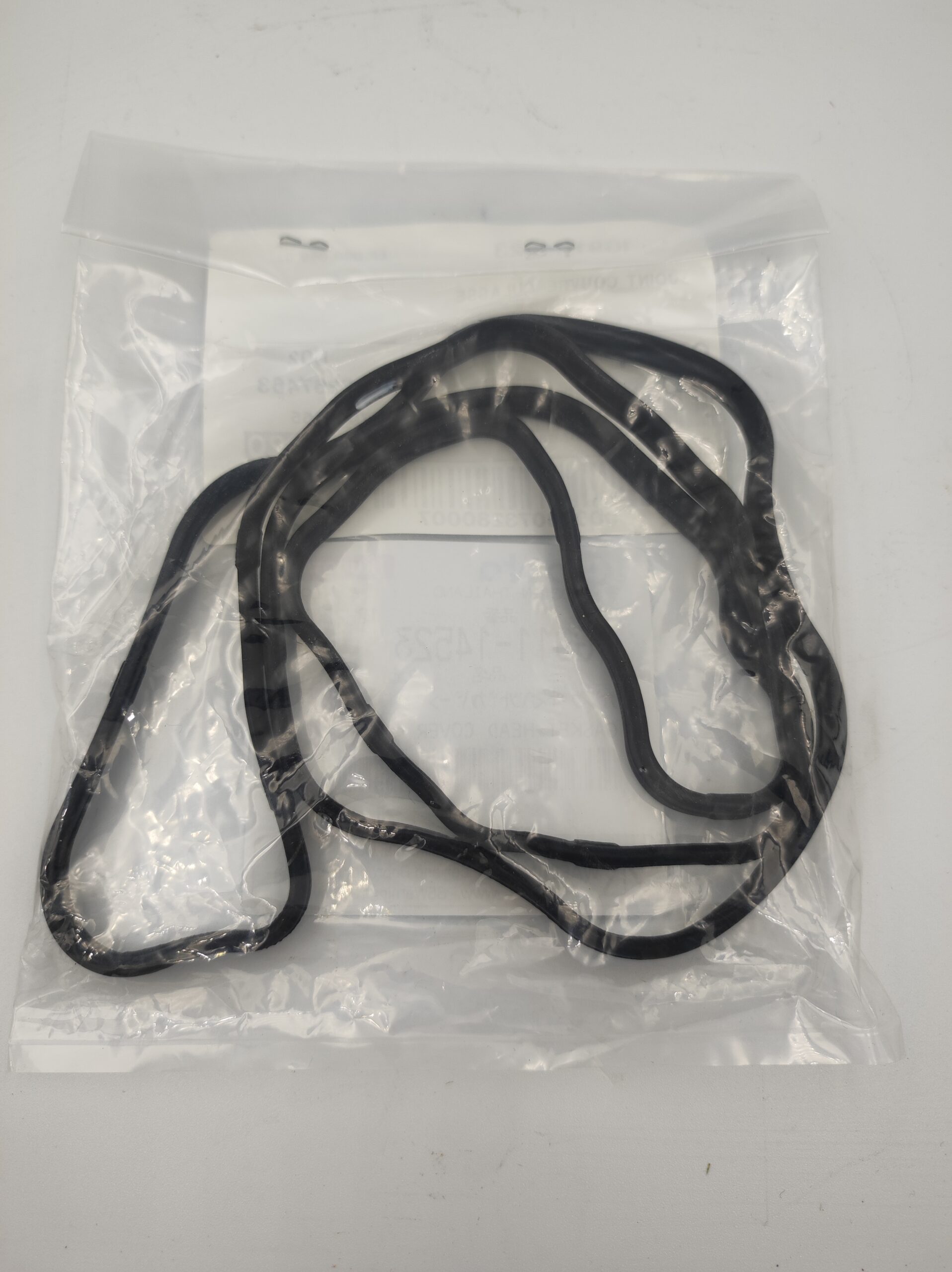 Uszczelka pokrywy zaworów Kubota V1903