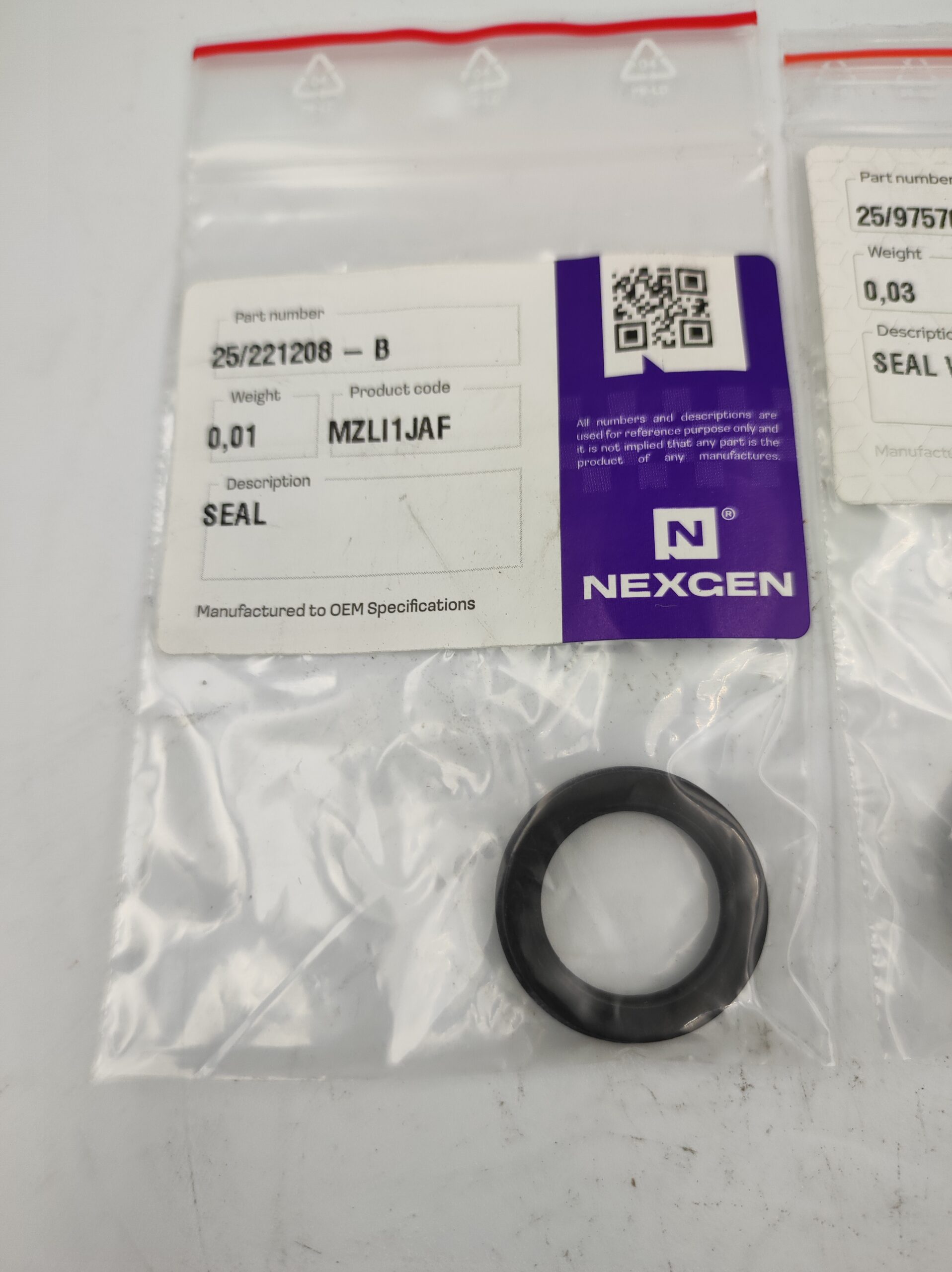 JCB 4CX distributor seal