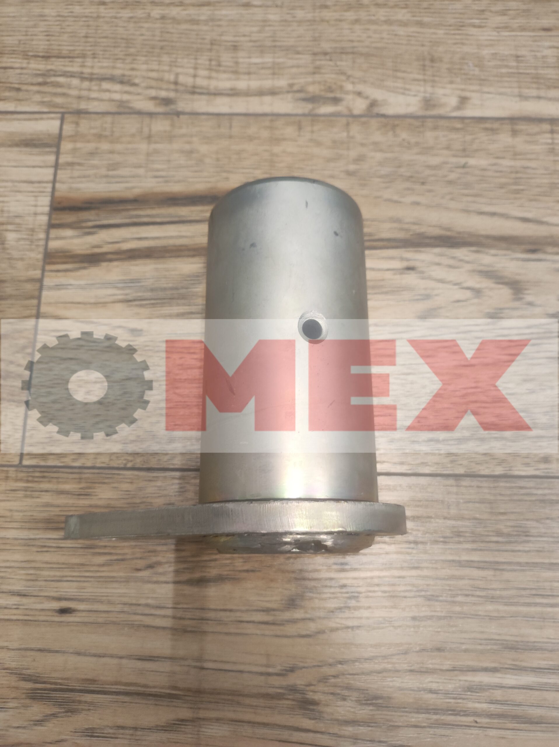 Sworzeń konika górny