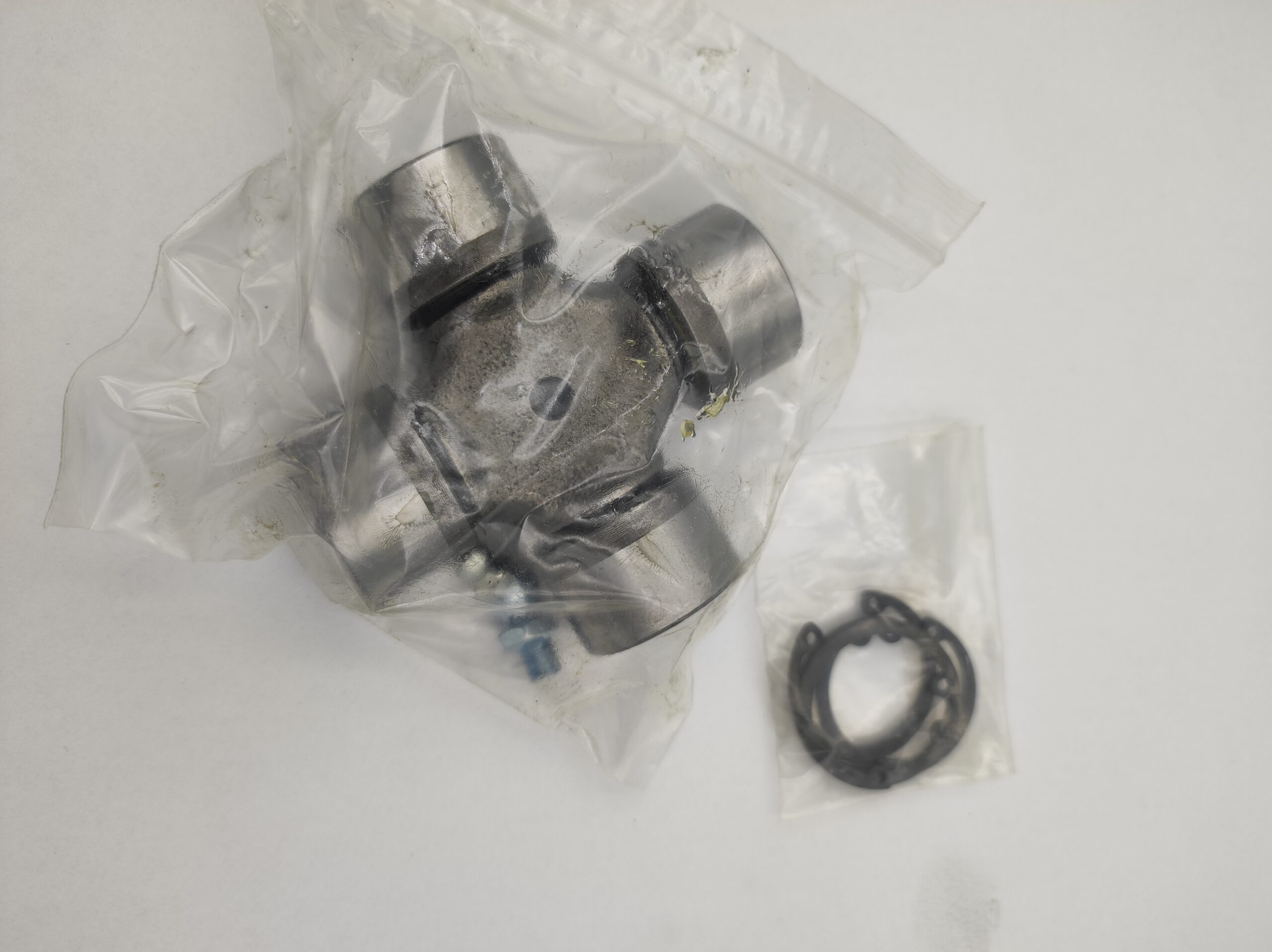 Carraro Vorderachs-Achsschenkel, Koffer