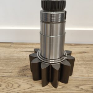 1550830 Wałek reduktora obrotu CAT M313D