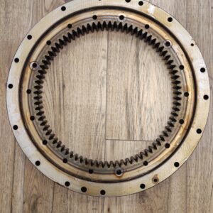 4684447 Wieniec obrotu Hitachi ZX18-3 CLR